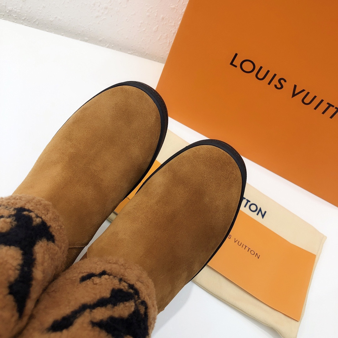 LVT BOOTS