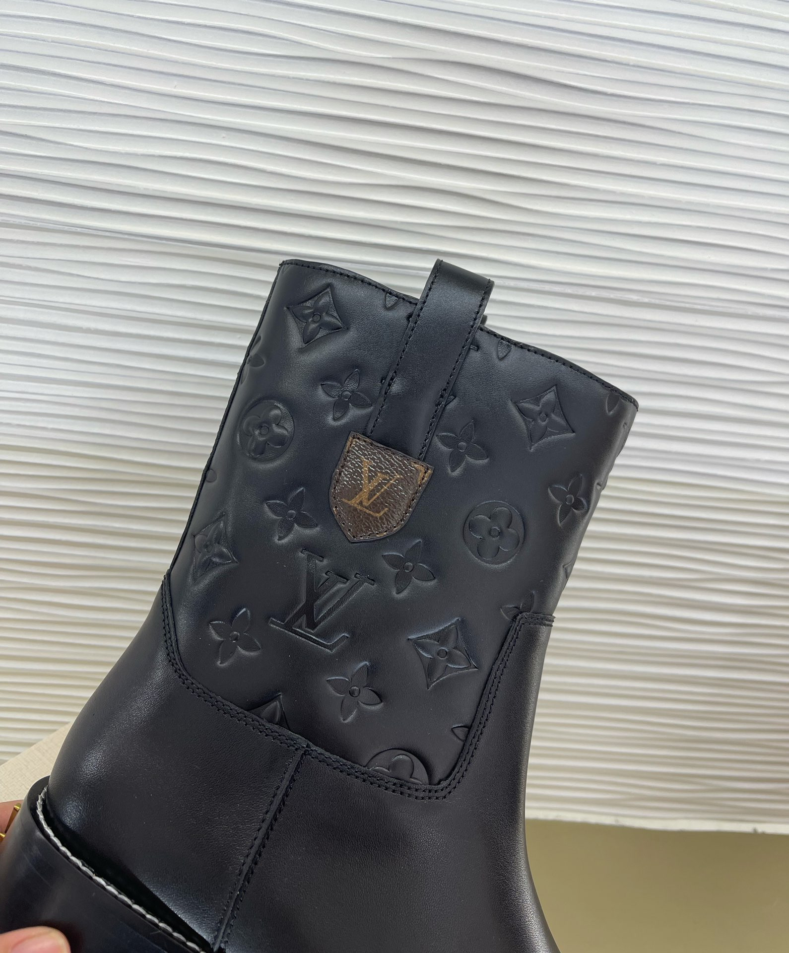 LVT BOOTS