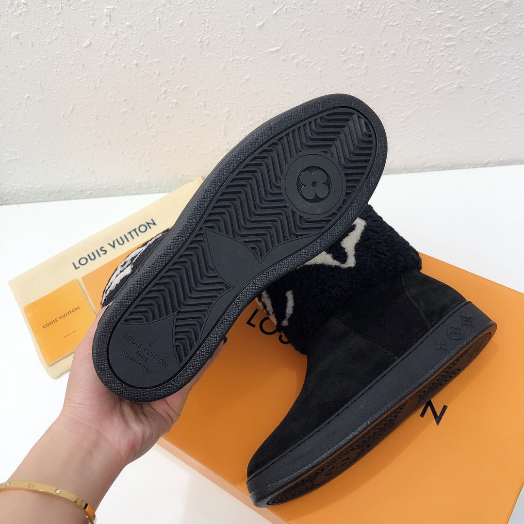 LVT BOOTS