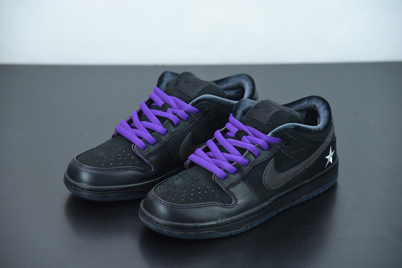 FAMILIA X NIKE SB DUNK LOW FIRST AVENUE DJ1159-001