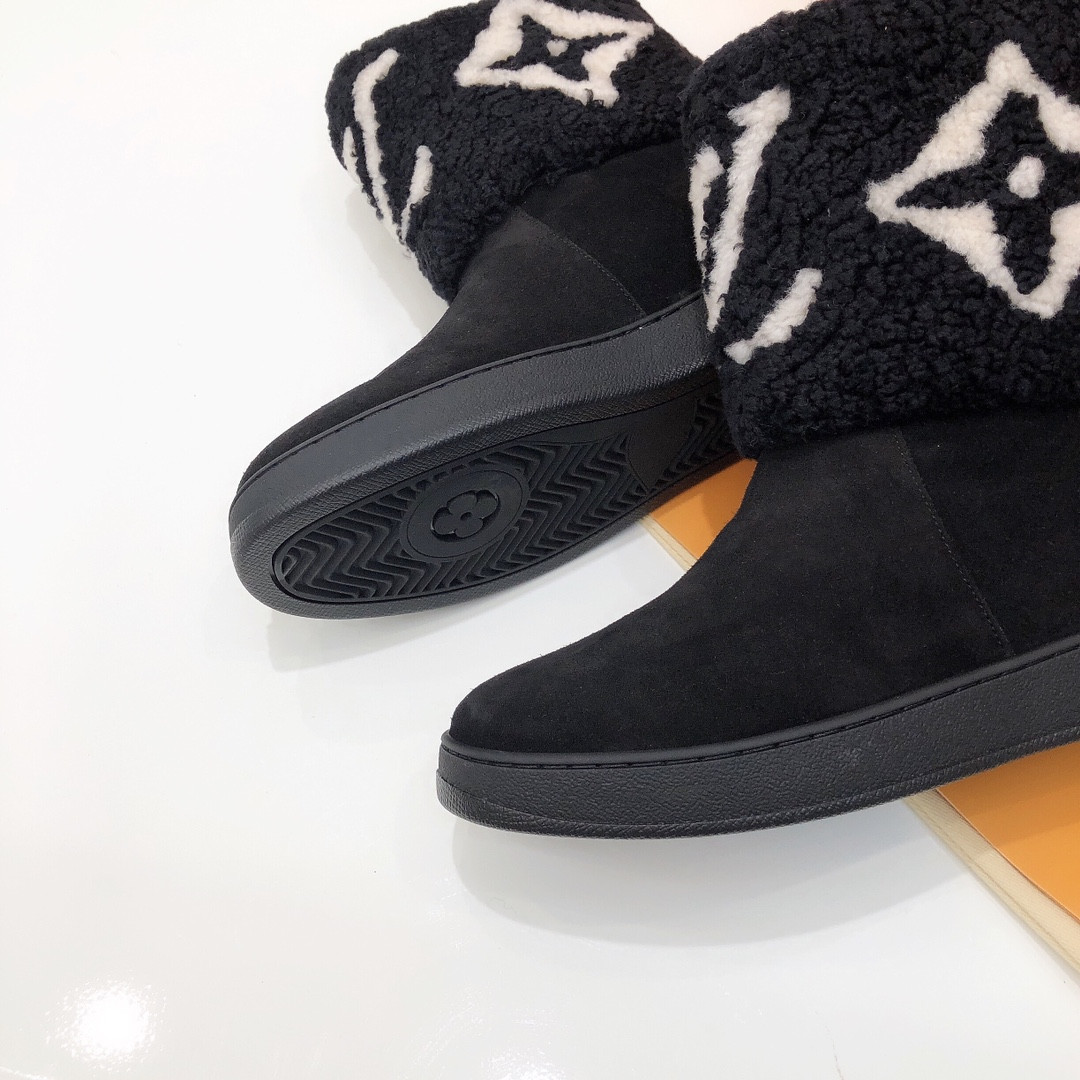 LVT BOOTS