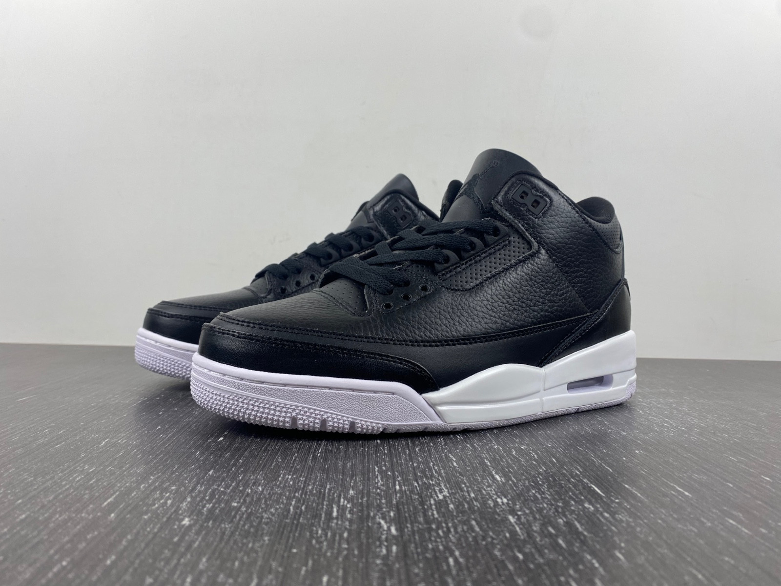 Air Jordan 3 Retro