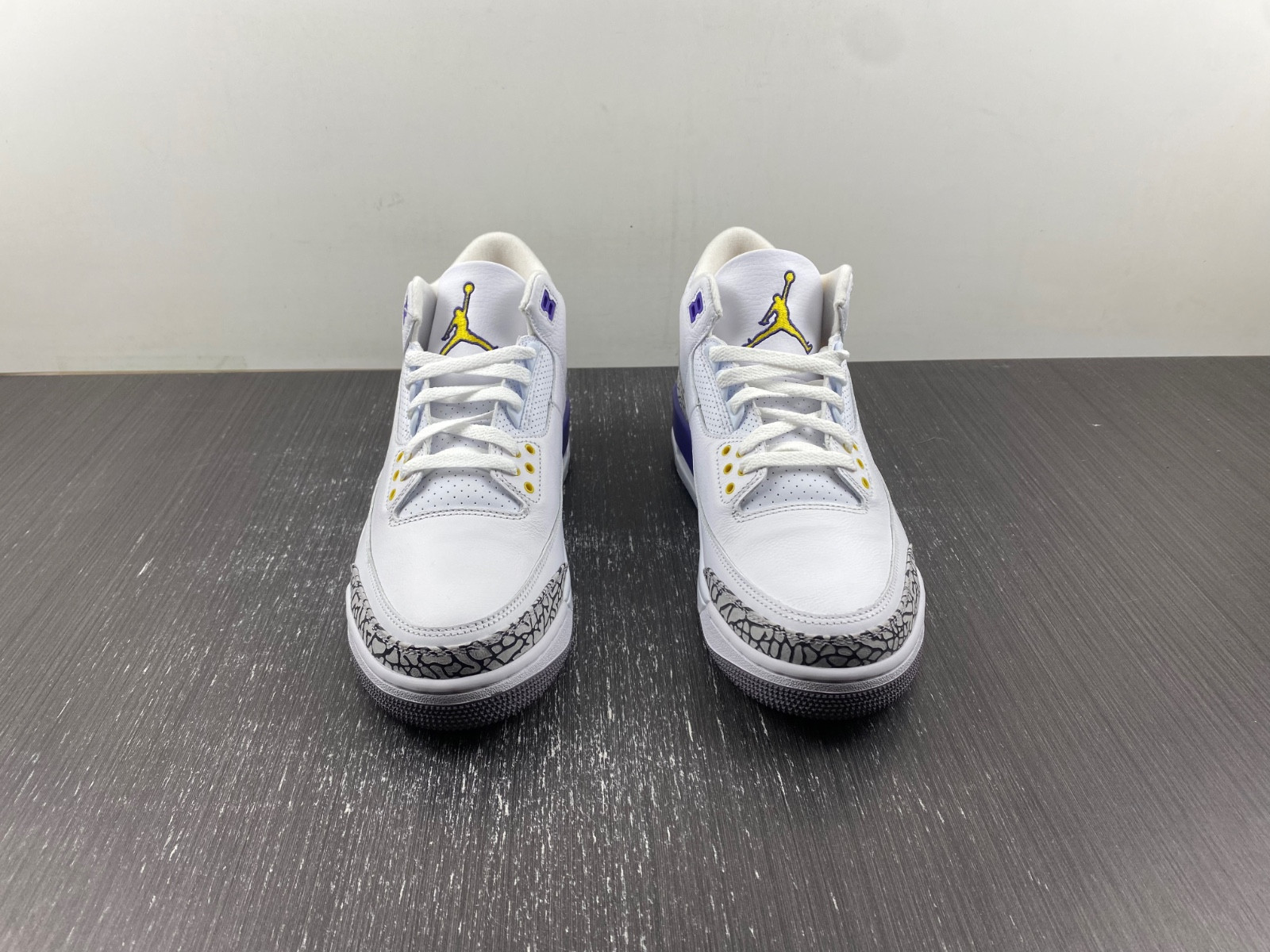 Air Jordan 3 Retro Kobe Bryant PE 869802-907