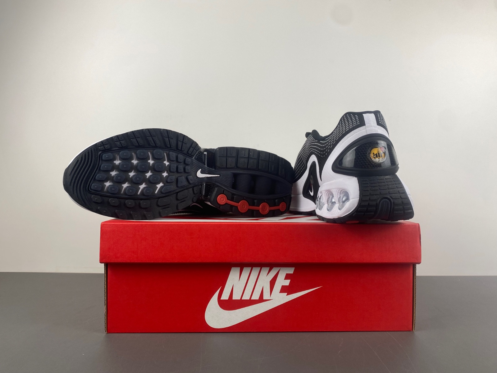 Nike Air Max Dn "Black/White" DV3337-003