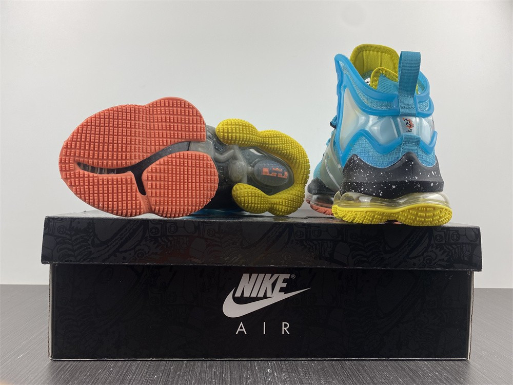 Nike LeBron 19 “Polarized Blue” DC9338-400