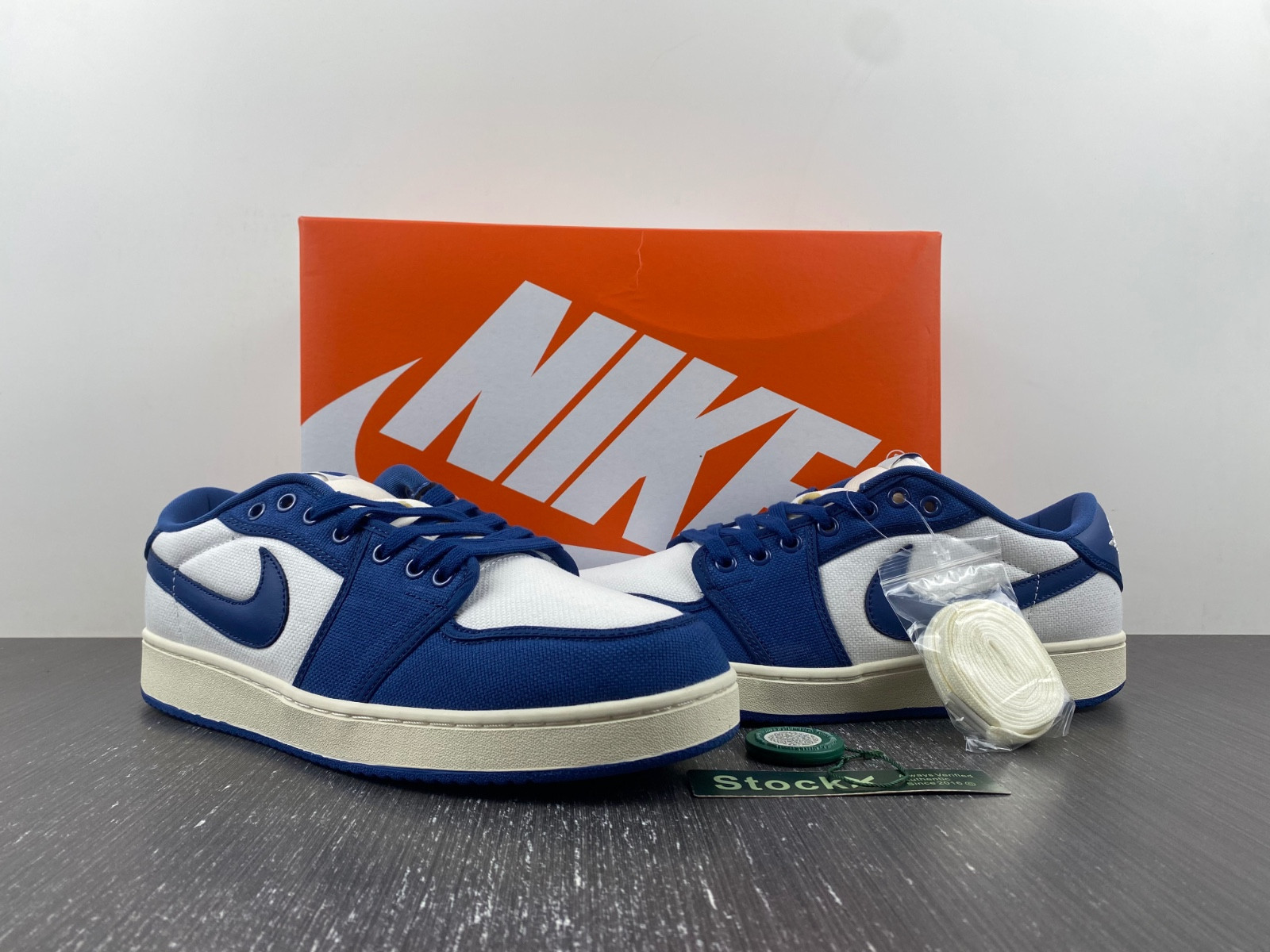 Air Jordan 1 KO Low Dark Royal Blue DX4981-103