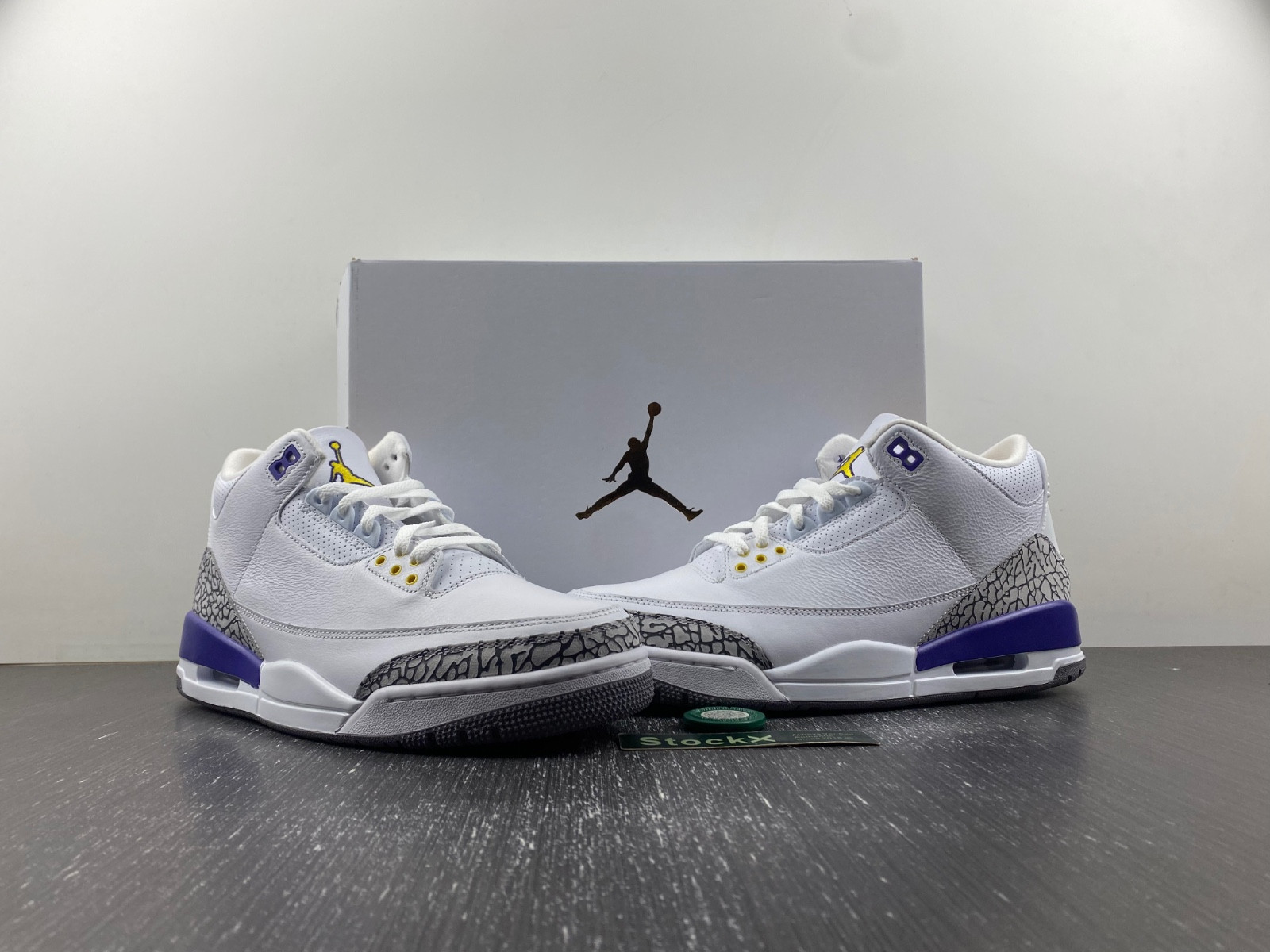 Air Jordan 3 Retro Kobe Bryant PE 869802-907