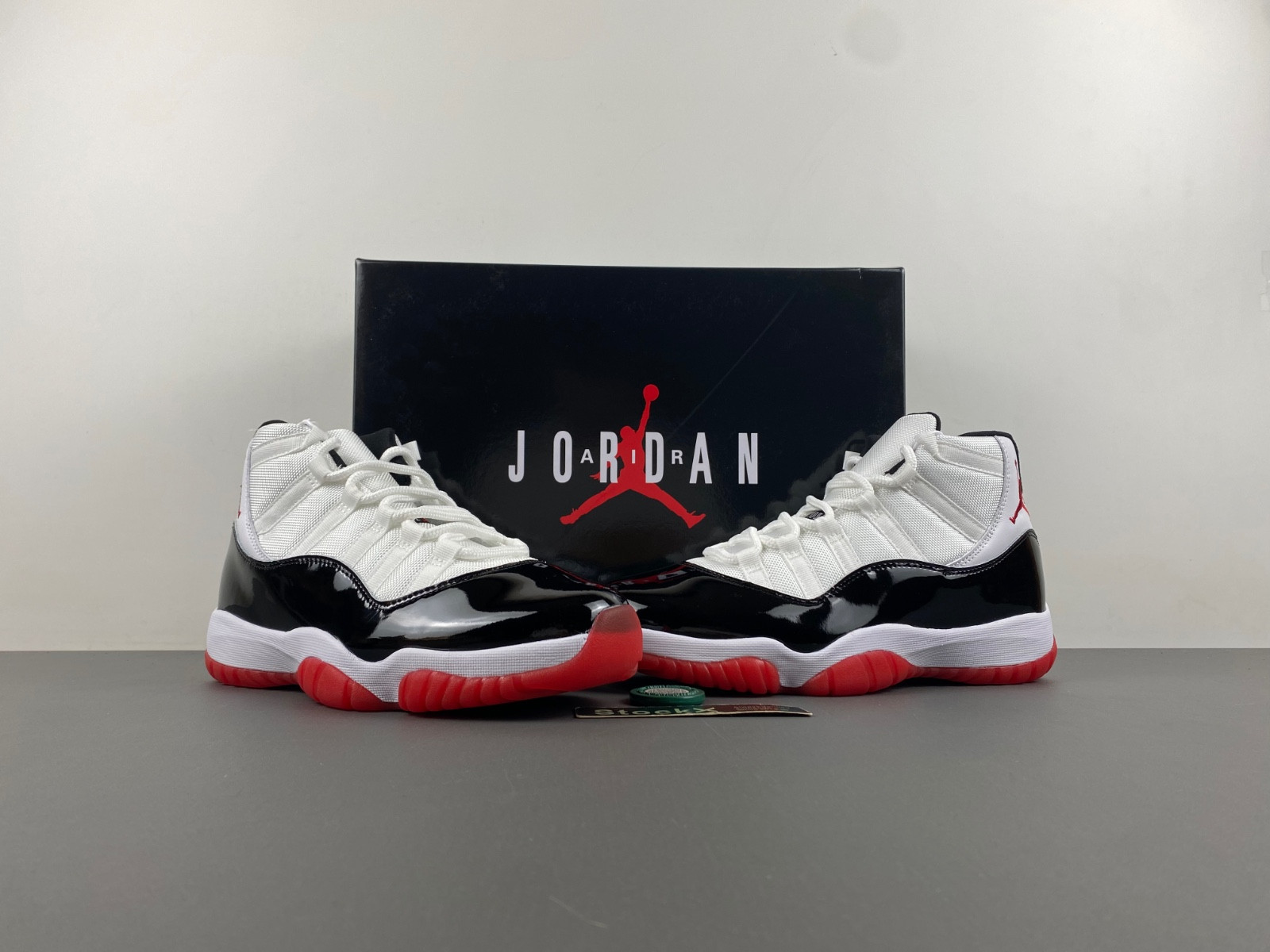 Air Jordan 11 Retro “Concord Bred” CT8012-106