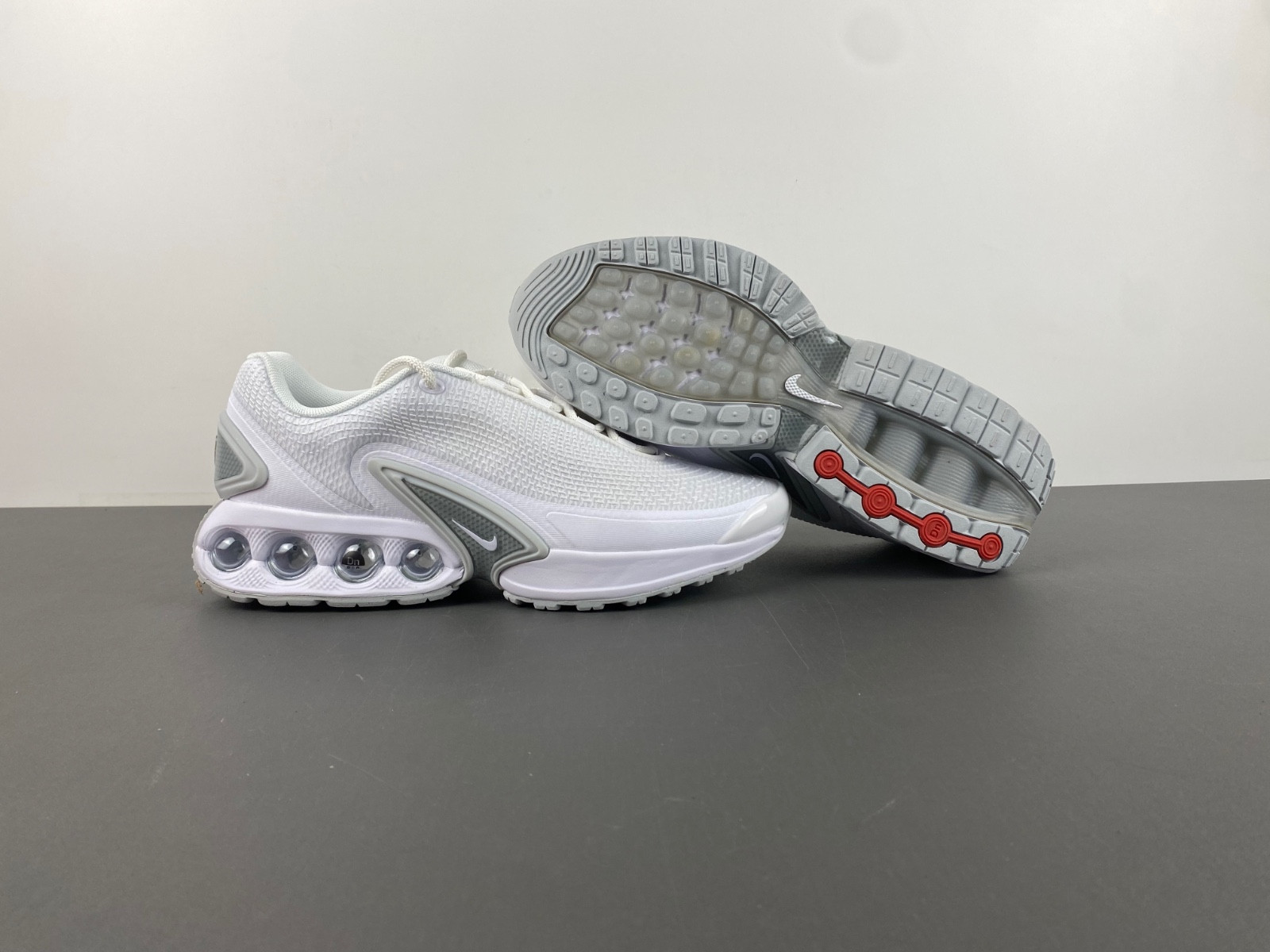 Nike Air Max Dn "White/Metallic Silver" DV3337-101