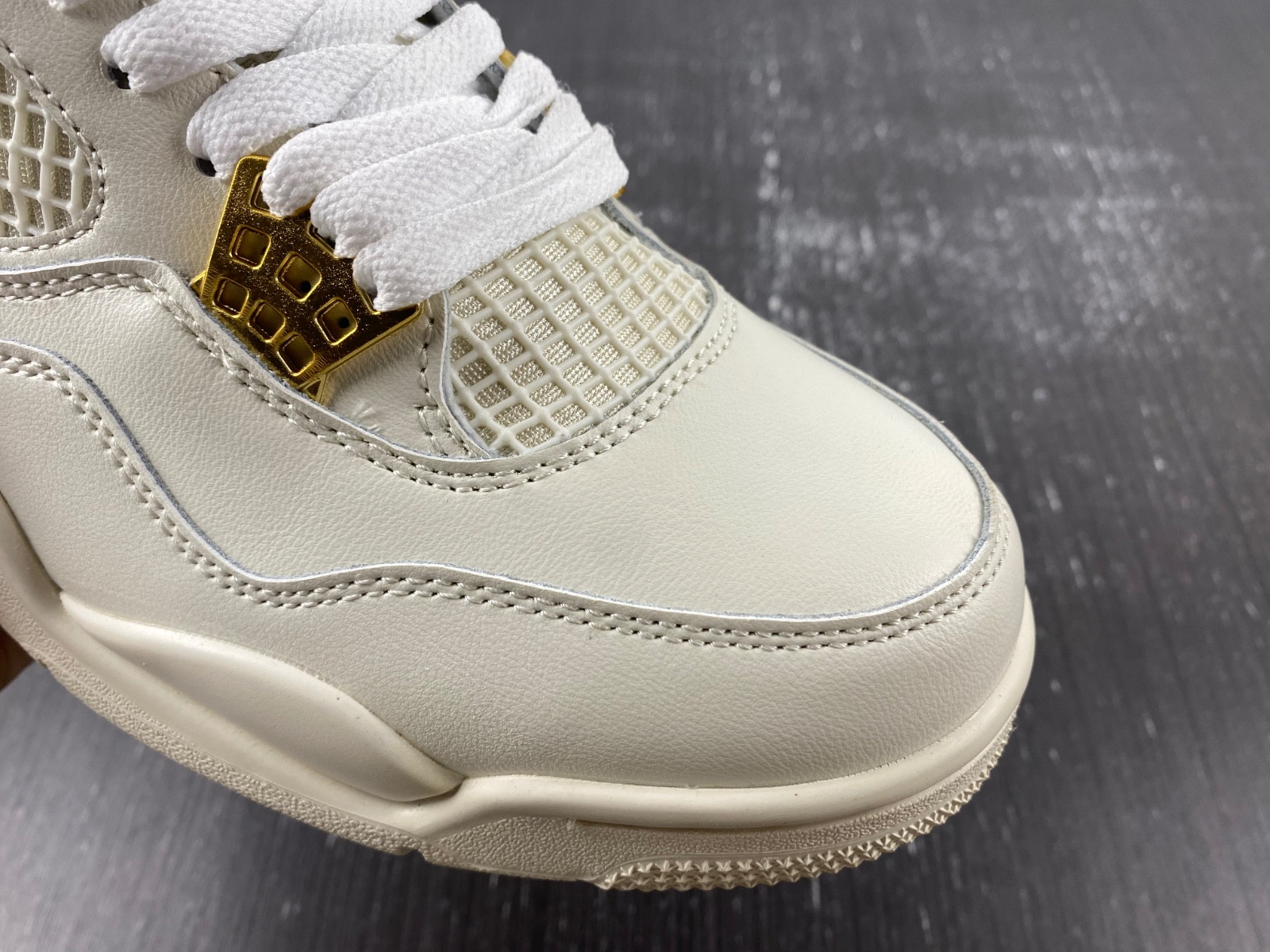 Air Jordan 4 AQ9129-003