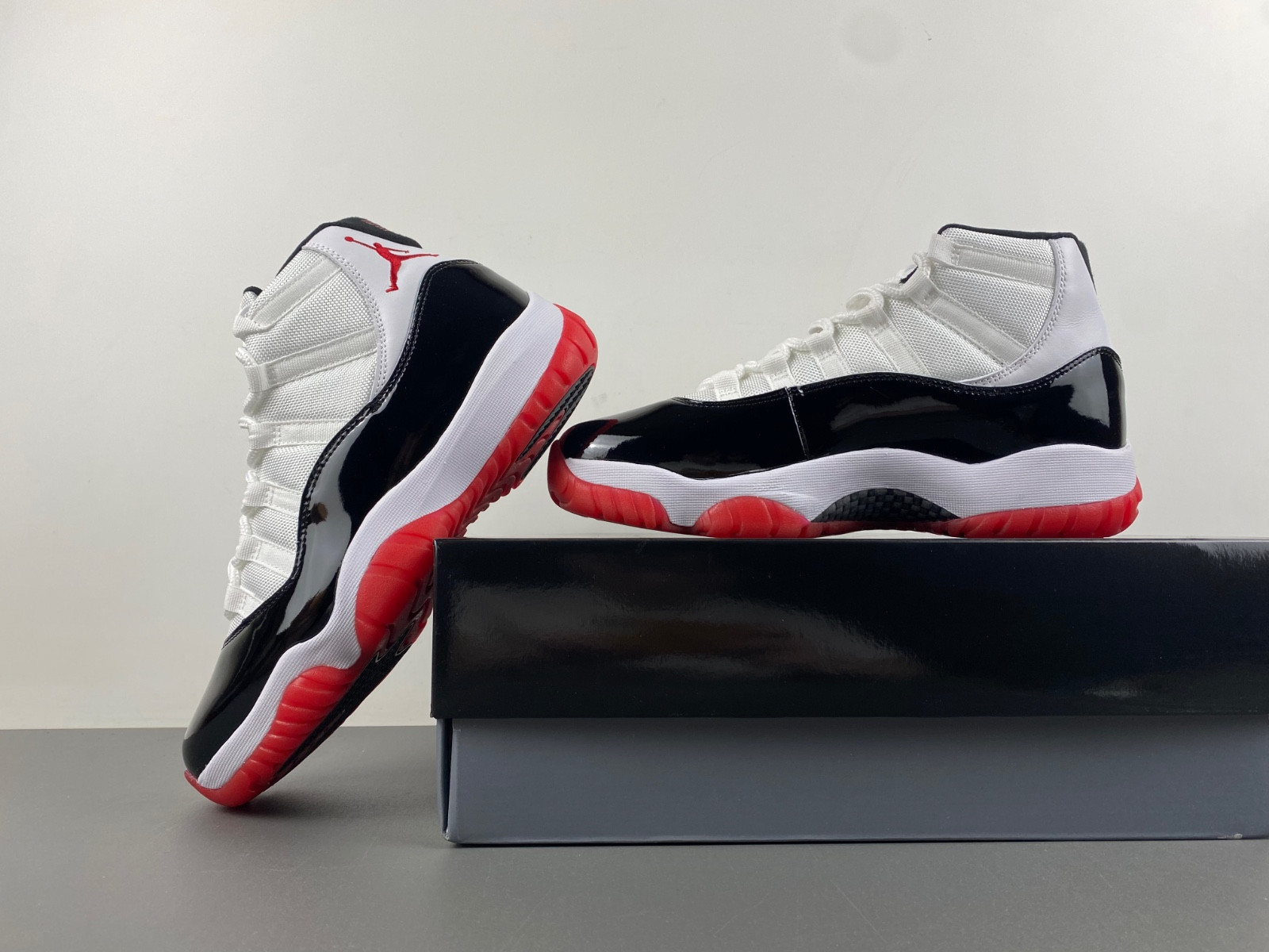 Air Jordan 11 Retro “Concord Bred” CT8012-106