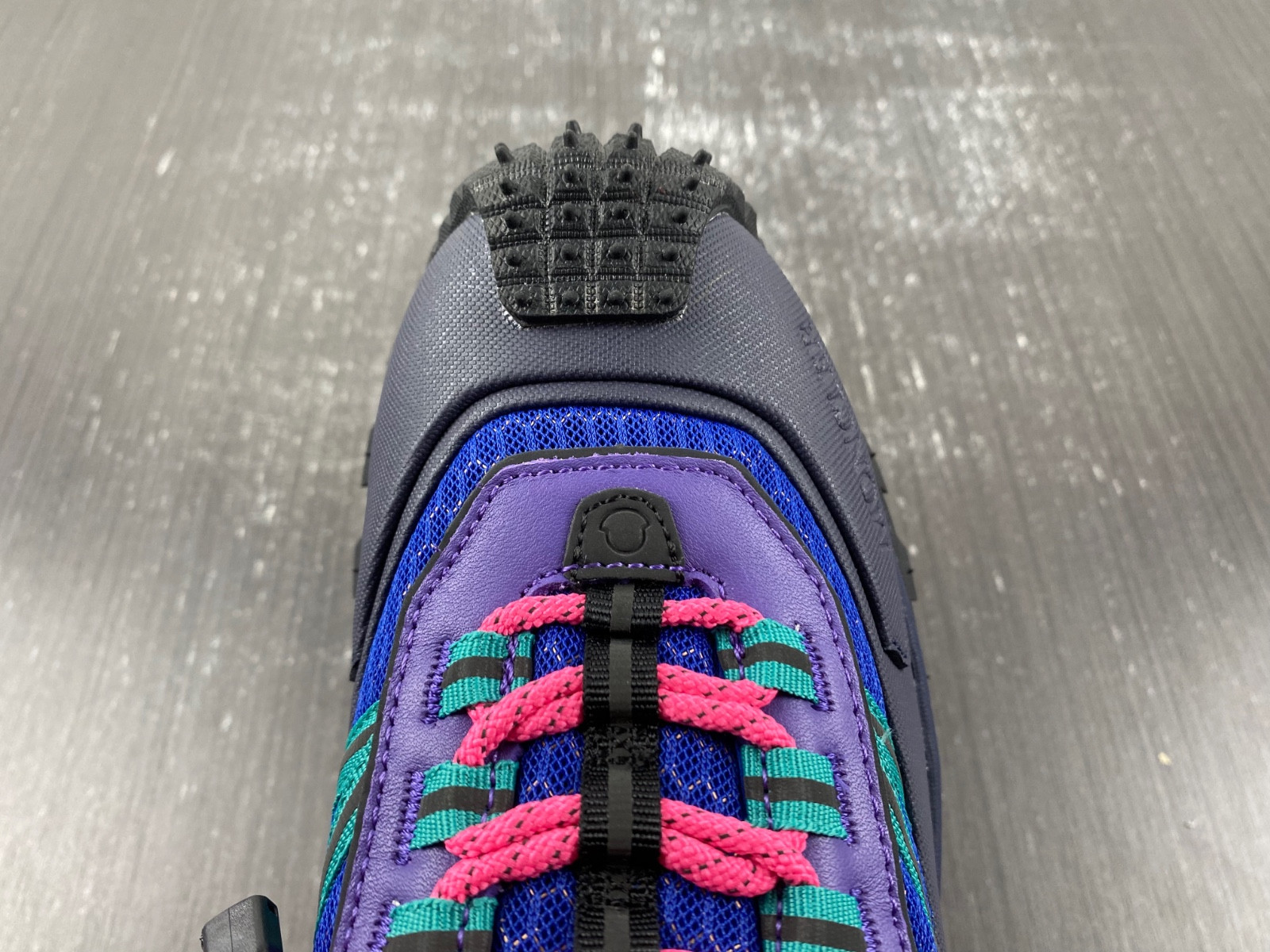 MONcler Trailgrip Gore-Tex