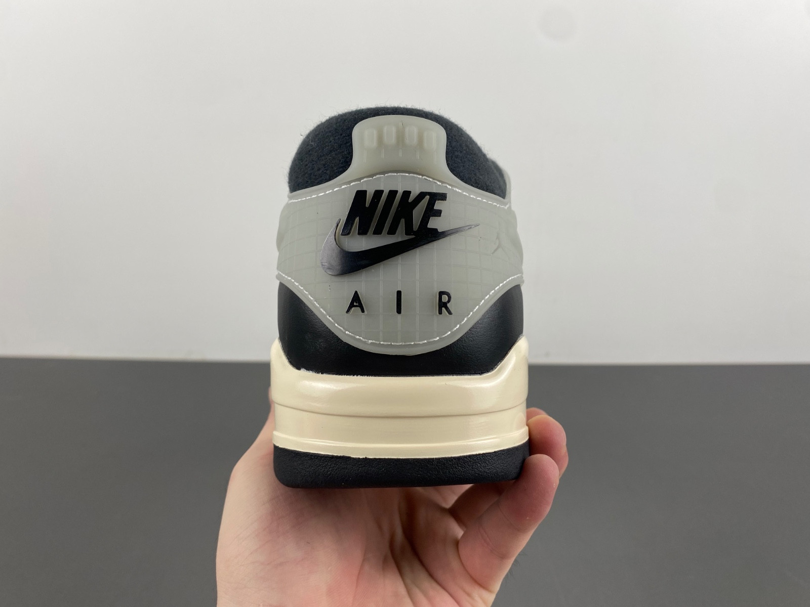 Air Jordan 4 RM GS "Black/Coconut Milk" FQ7939-006