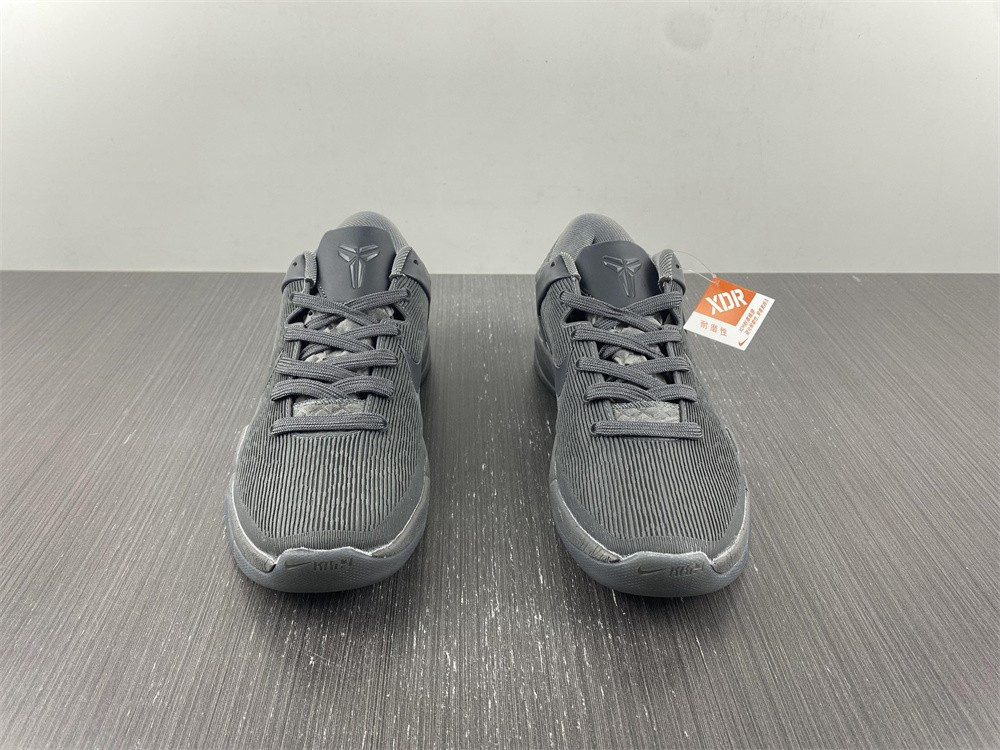 NIKE ZOOM KOBE 7