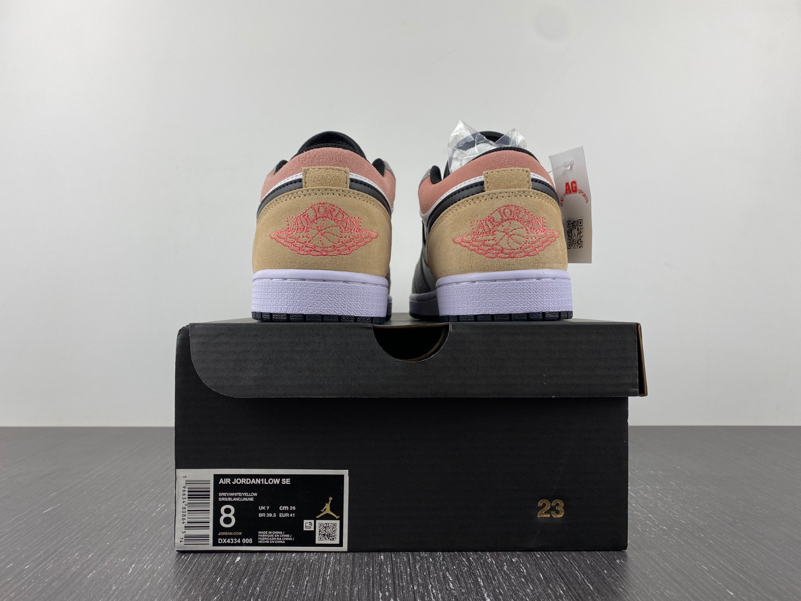 AIR JORDAN 1 LOW “FLIGHT CLUB” DX4334-008
