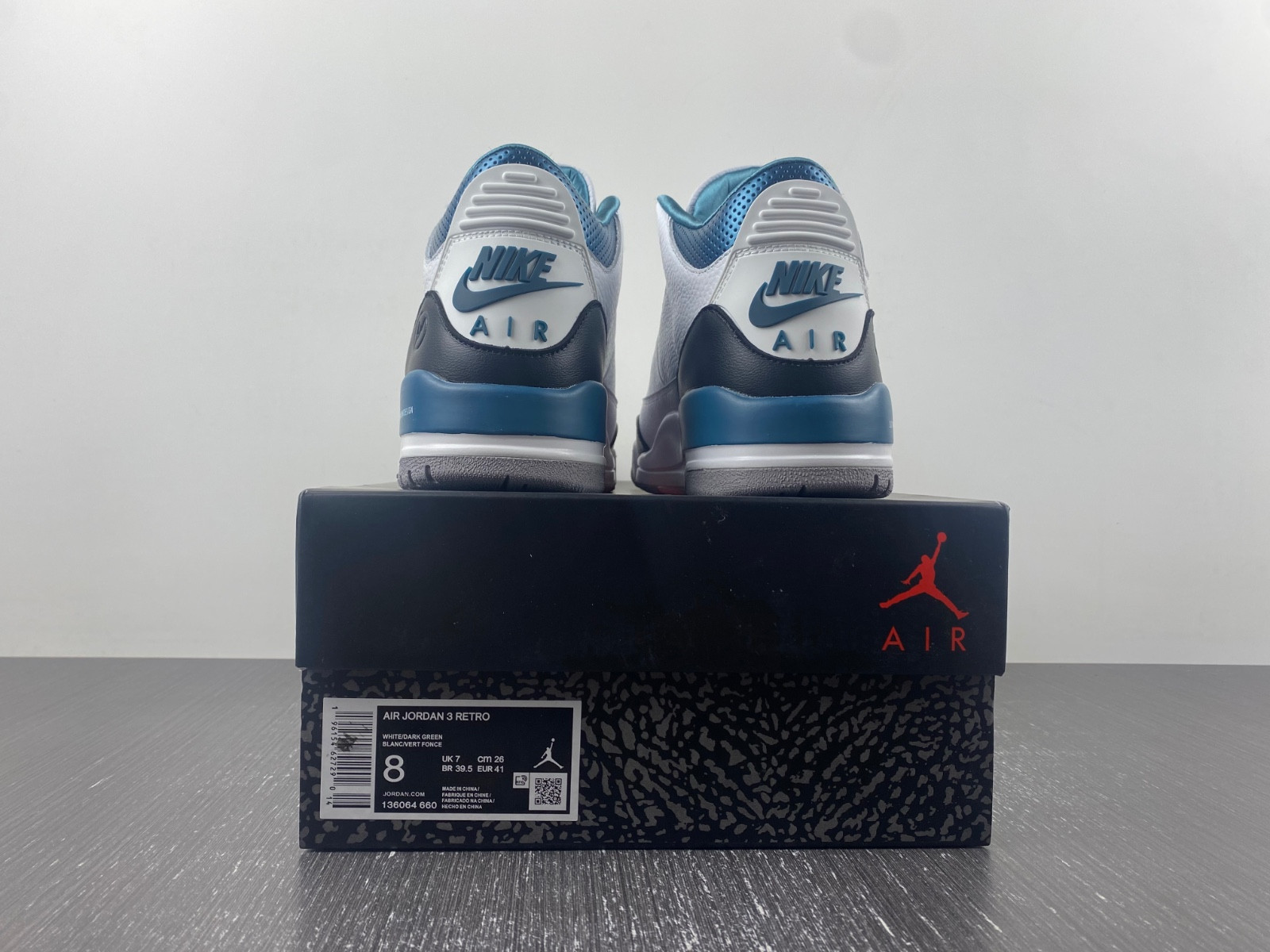 Air Jordan 3 Retro