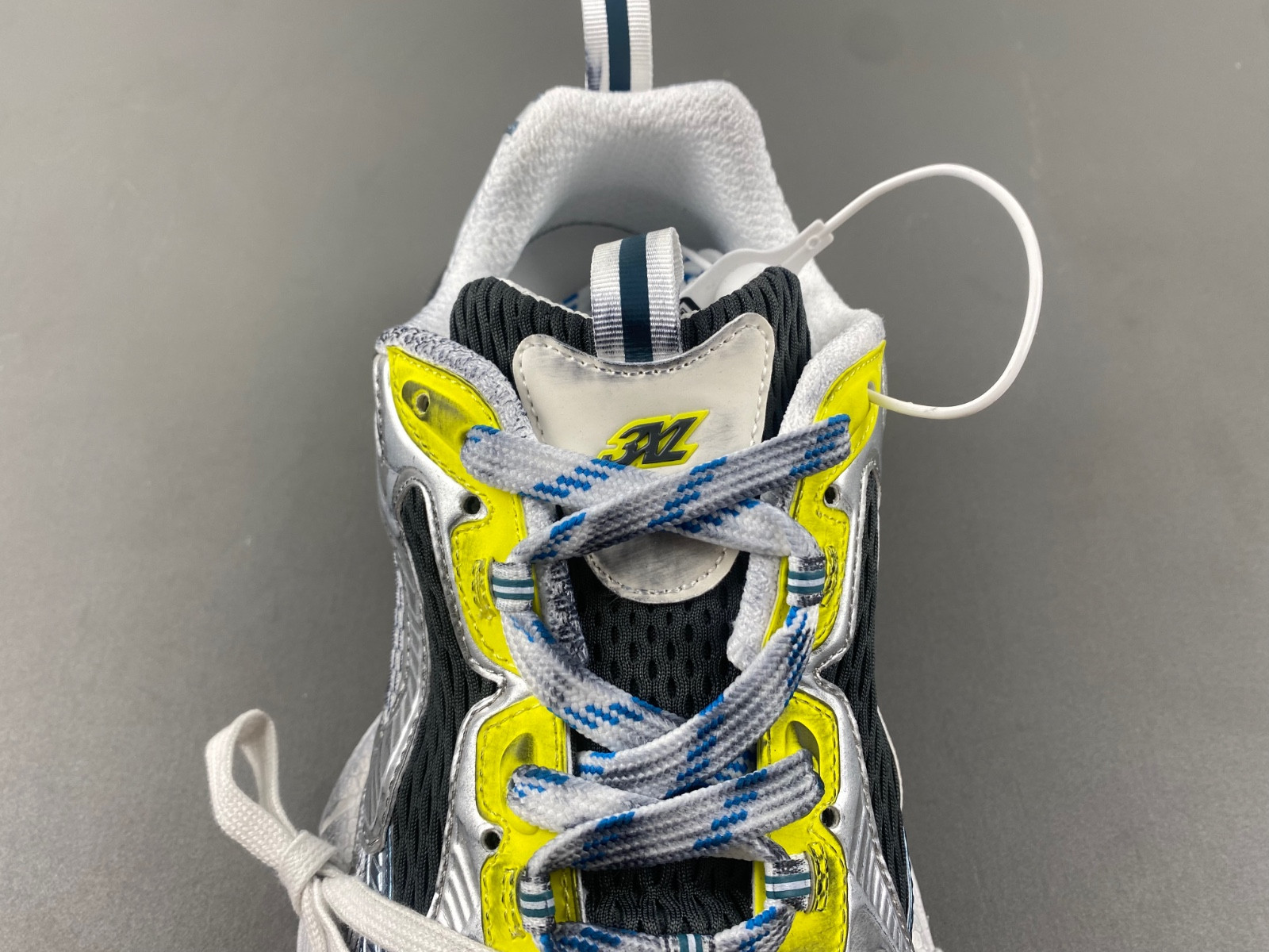 BC 3XL SNEAKER