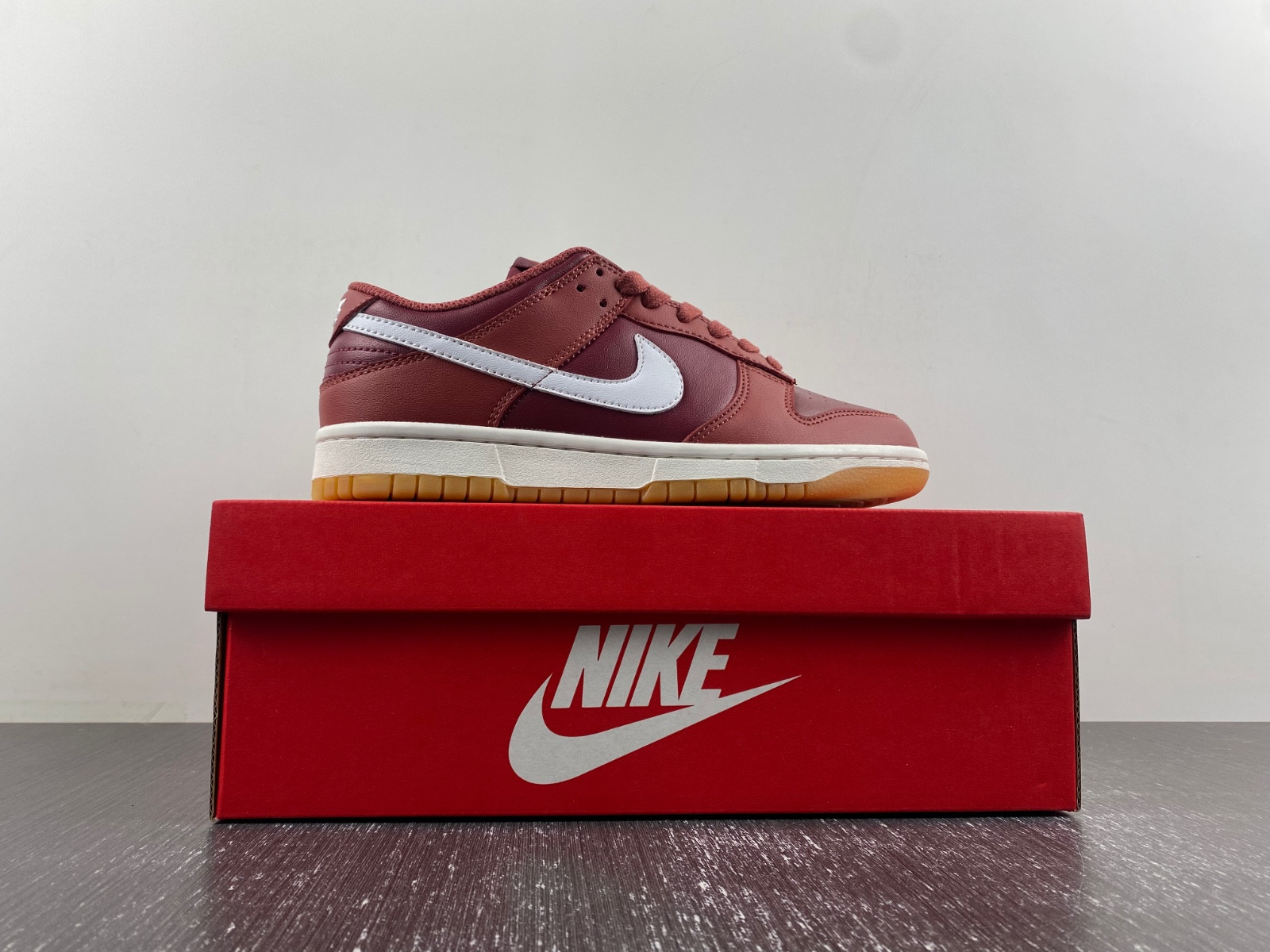 Nike Dunk Low WMNS Desert Berry DD1503-603