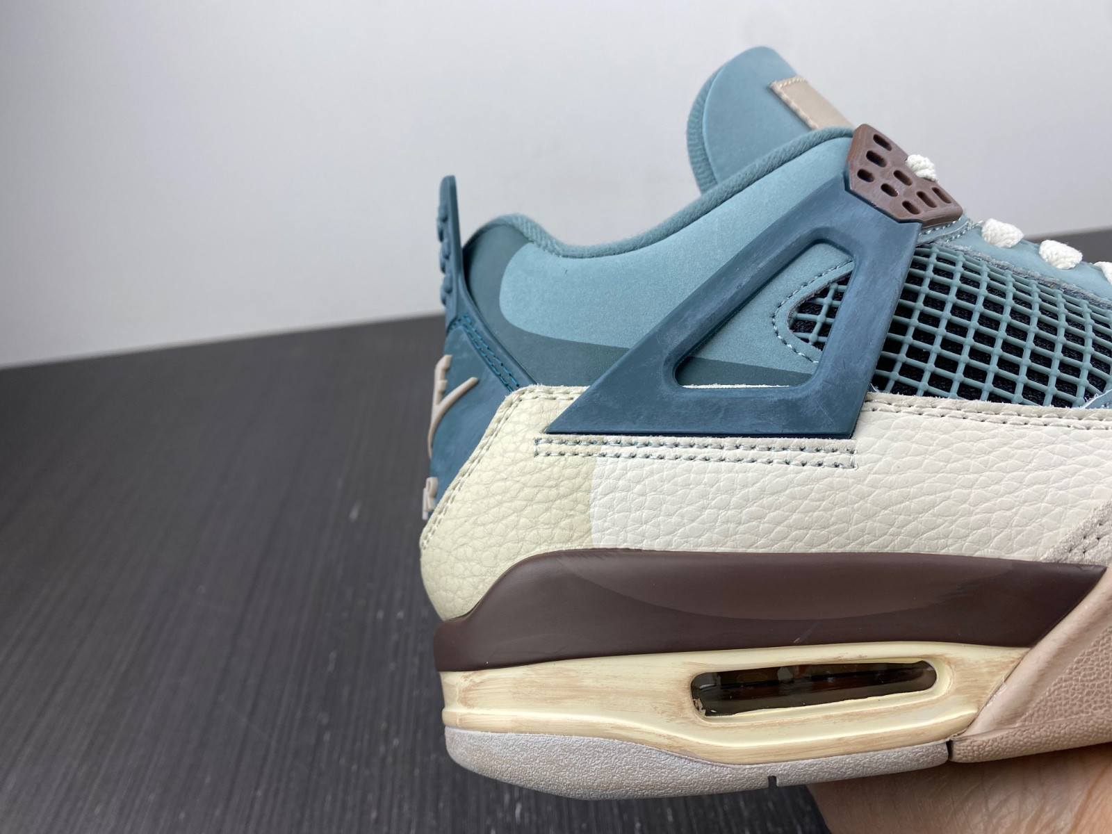 Air Jordan 4 Retro