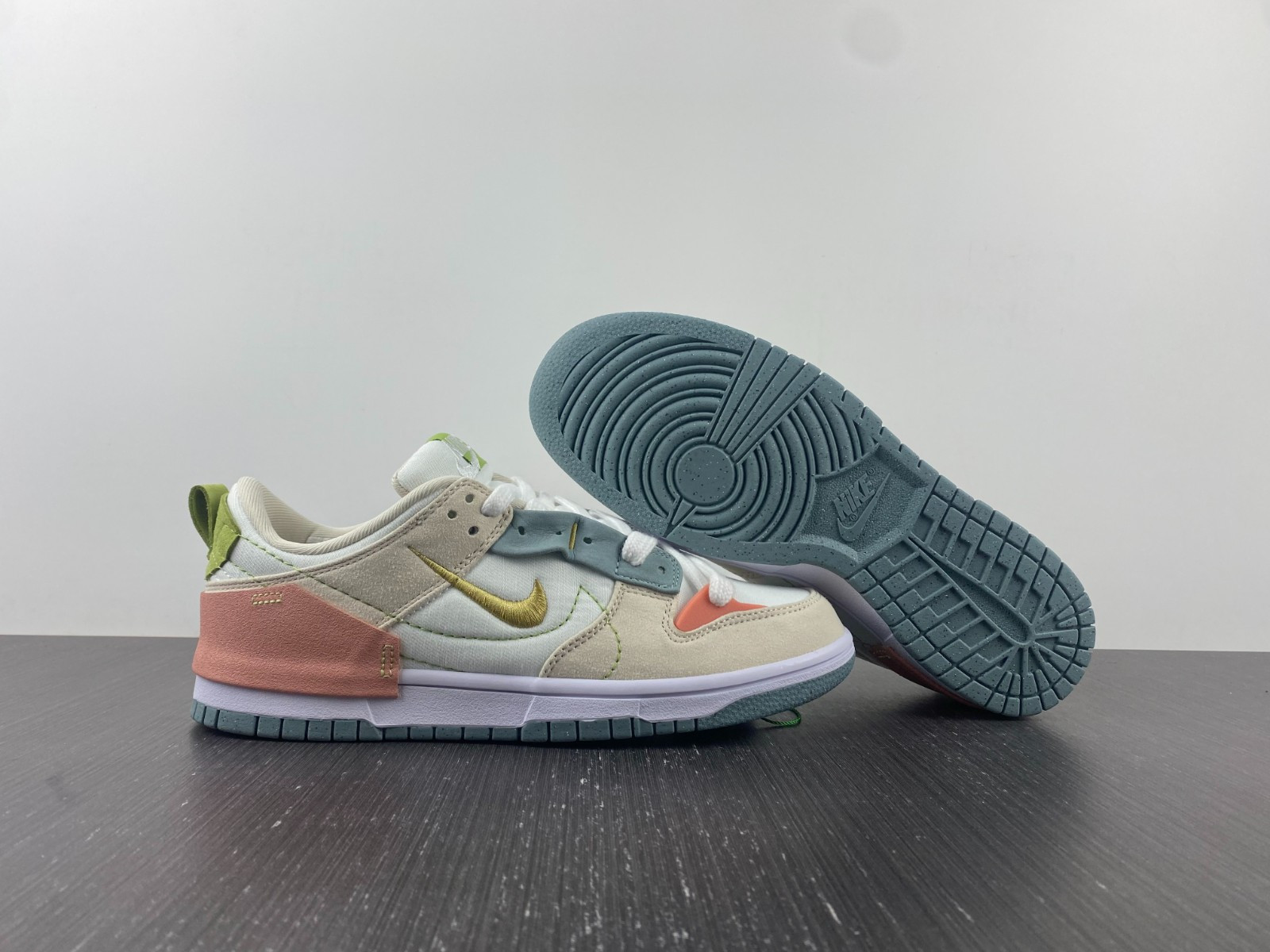 NIKE WMNS DUNK LOW DISRUPT 2