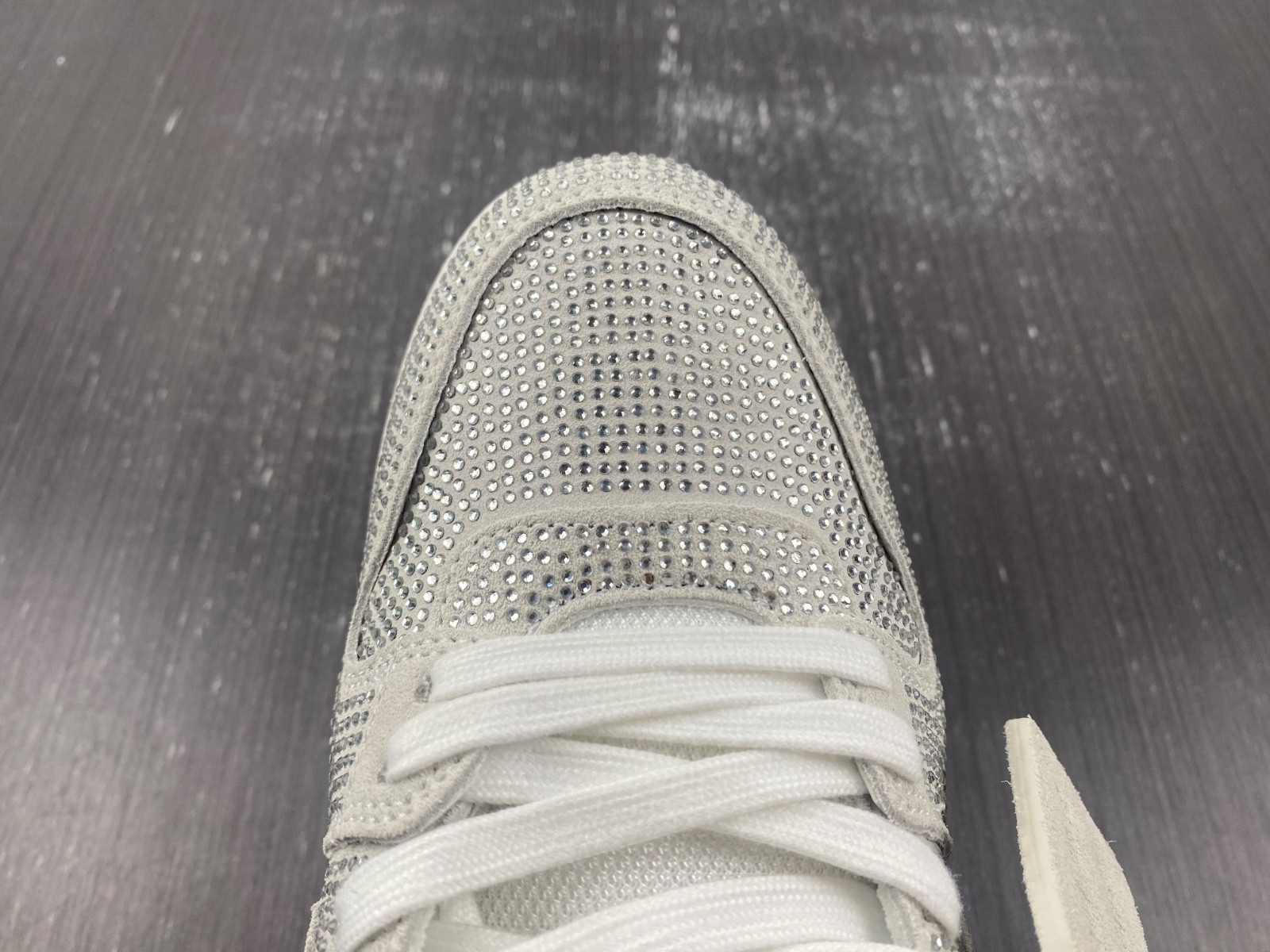 OF™ C/O VIRGIL ABLOH OUT OF OFFICE LOW-TOP LEATHER SNEAKERS ‘OOO“