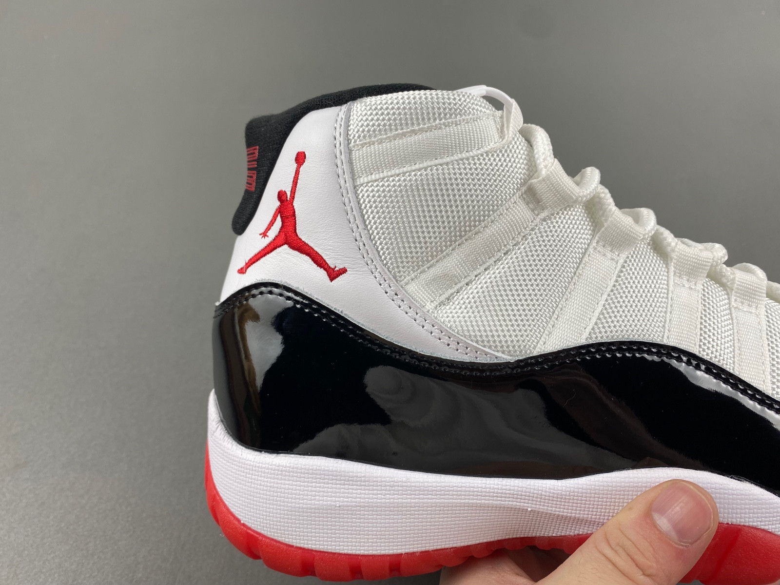 Air Jordan 11 Retro “Concord Bred” CT8012-106