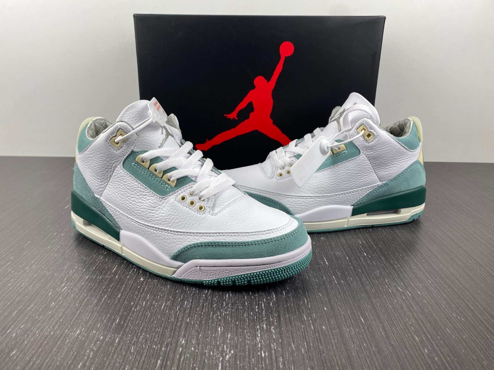 AIR JORDAN 3 RETRO DDT8532-130
