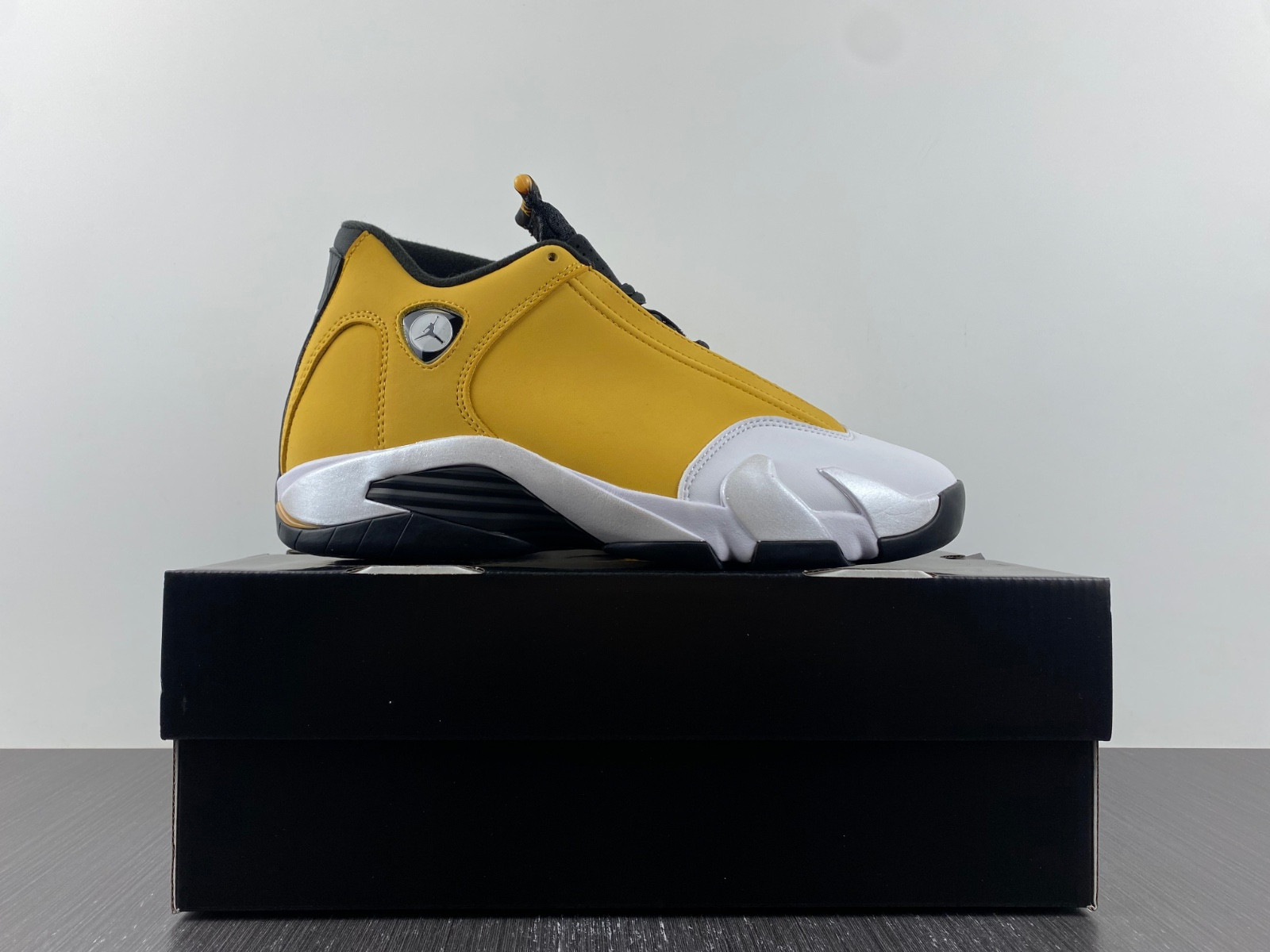AIR JORDAN 14 RETRO