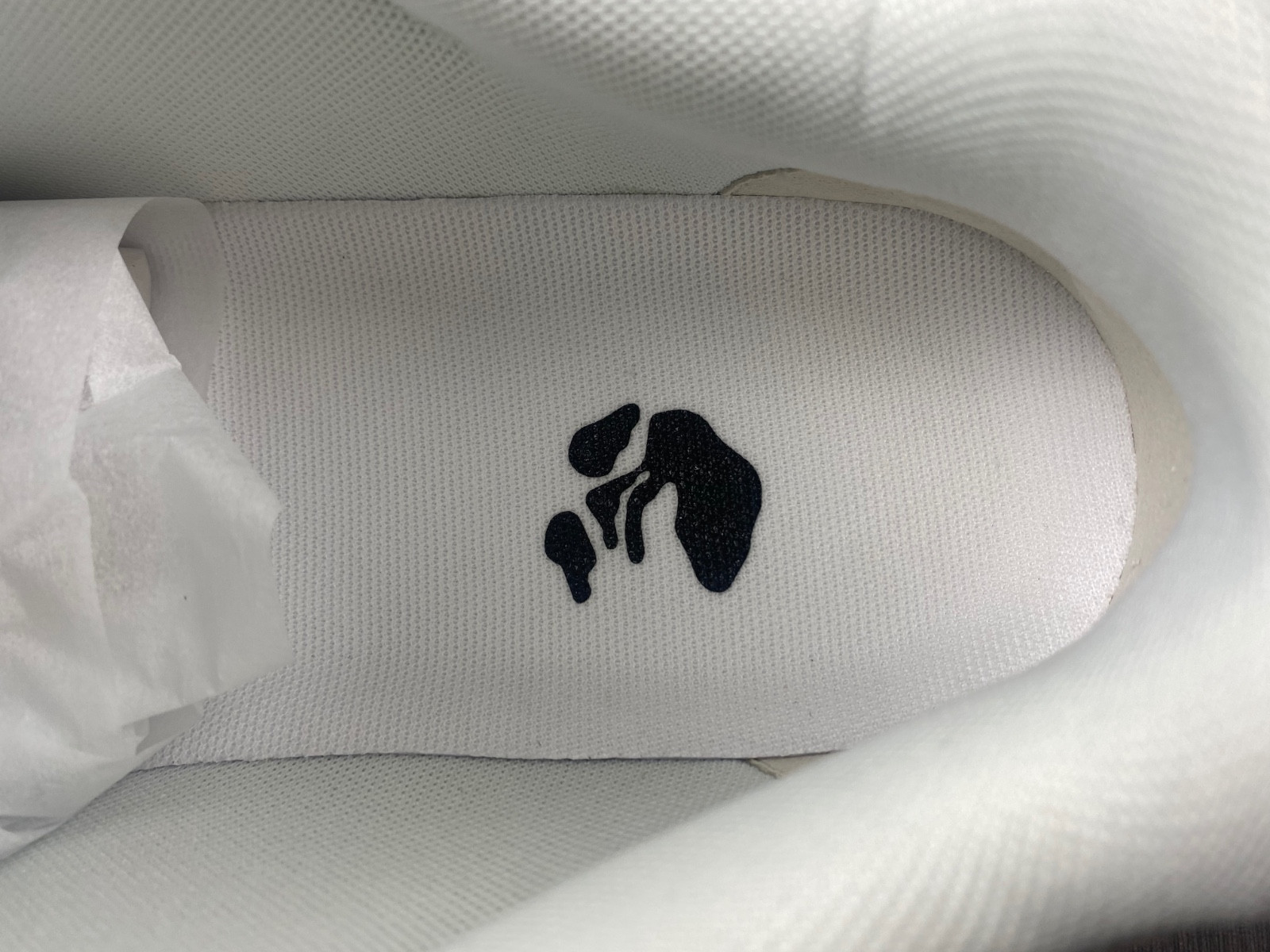 OF™ C/O VIRGIL ABLOH OUT OF OFFICE LOW-TOP LEATHER SNEAKERS ‘OOO“