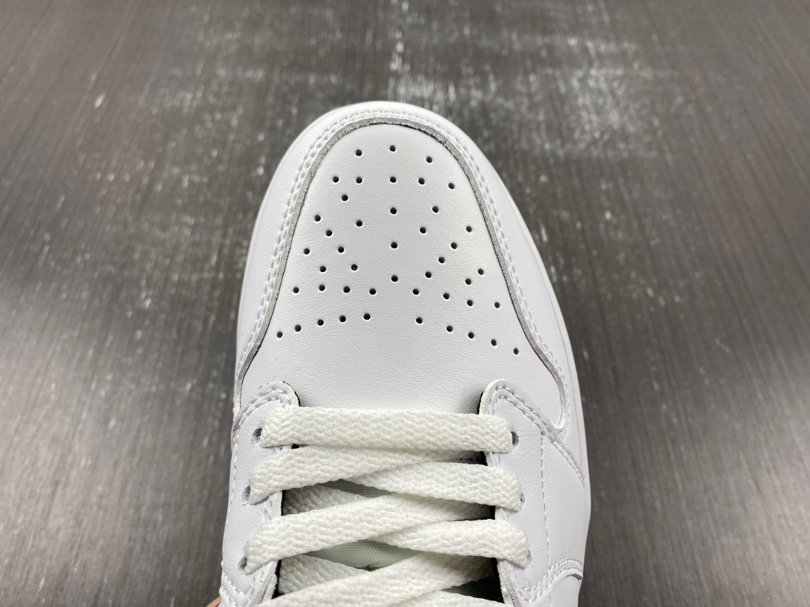 Air Jordan 1 Mid Stromtrooper DQ8426-132