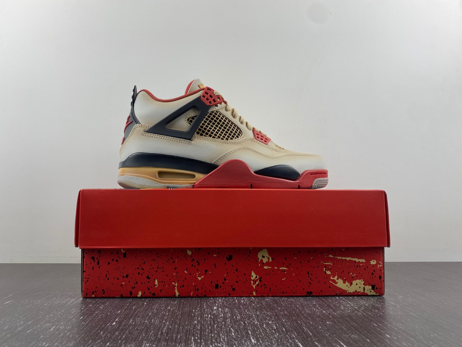 Air Jordan 4 Retro