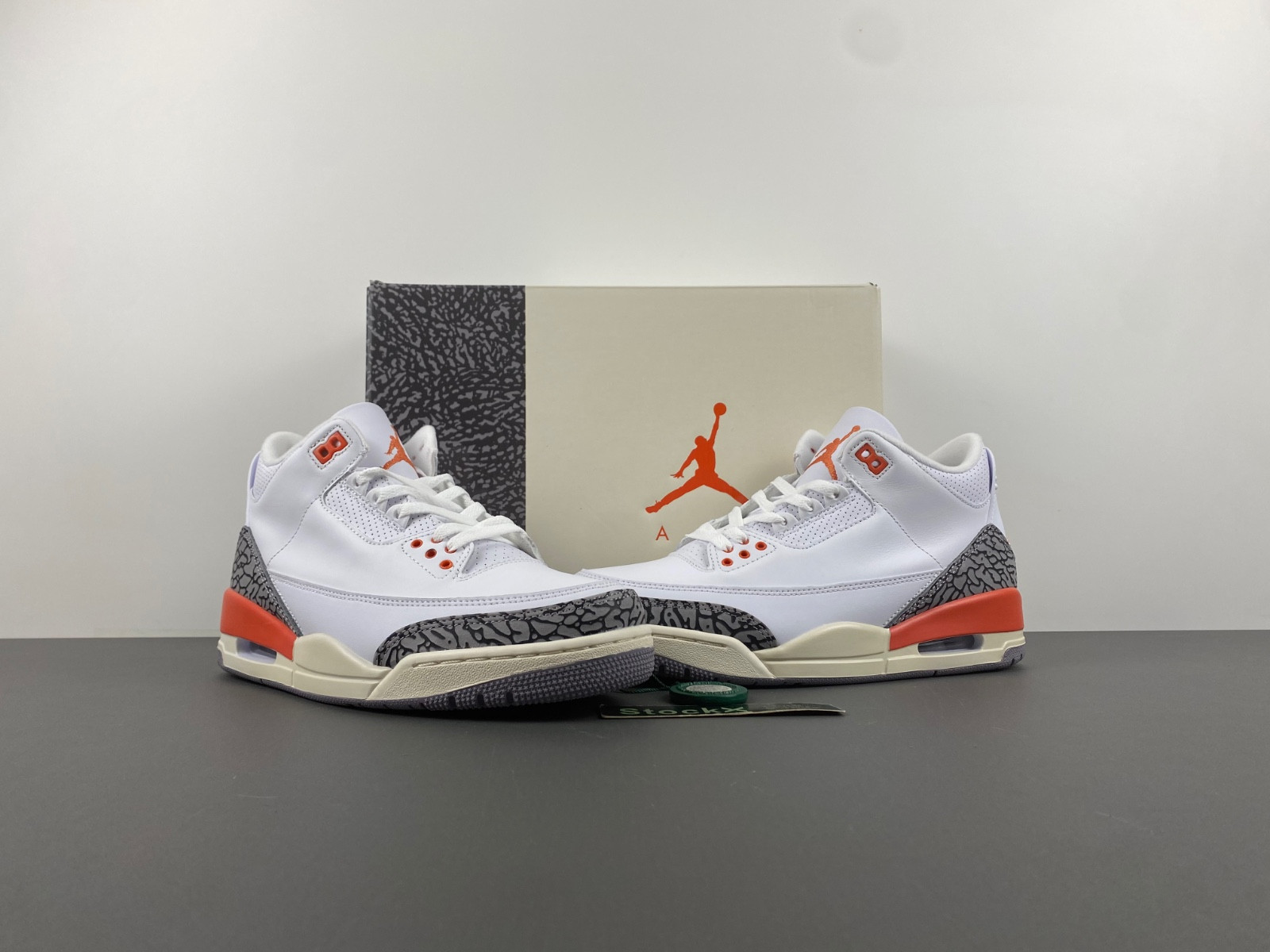 Air Jordan 3 Retro