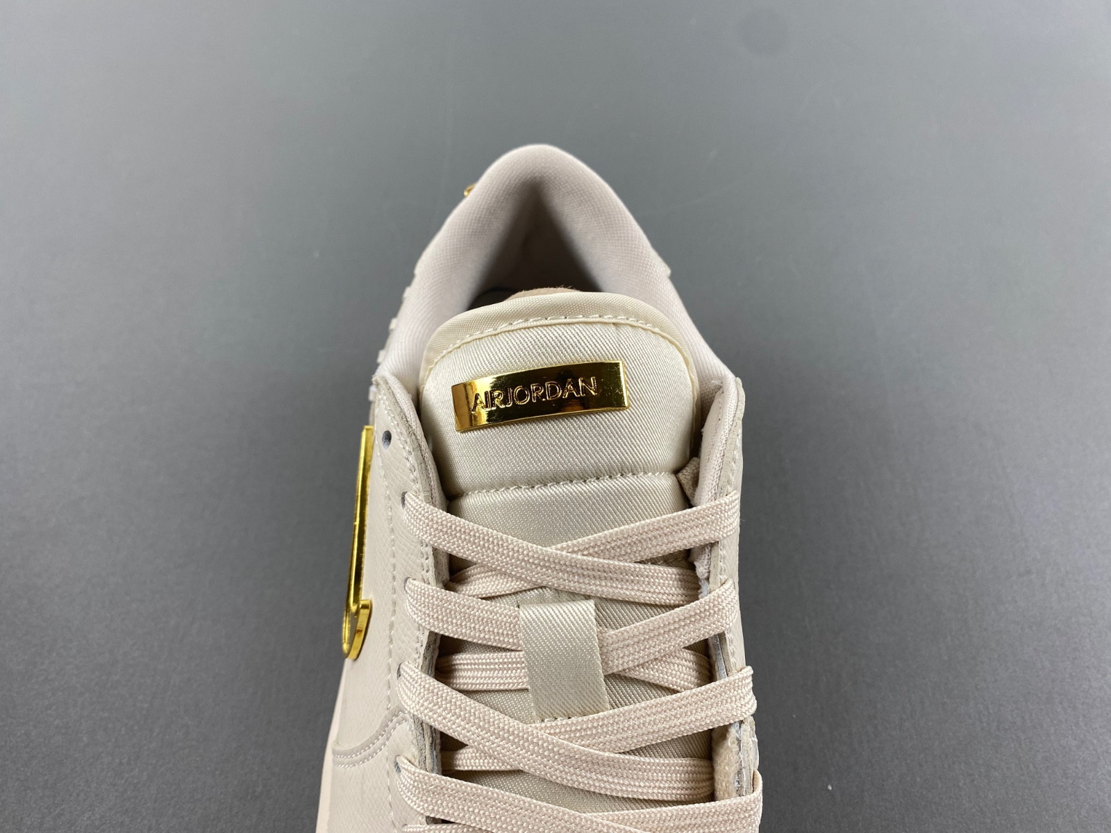 AIR JORDAN 1 LOW METHOD OF MAKE “LEGEND LIGHT BROWN” FN5032-200