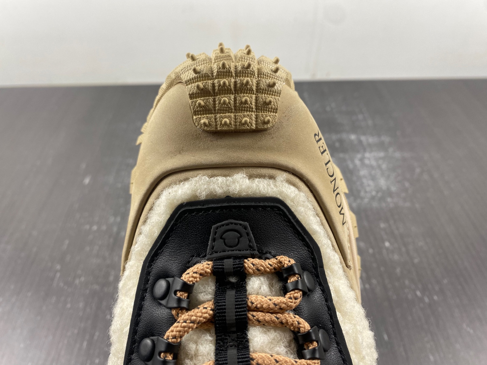 MONcler Trailgrip Gore-Tex
