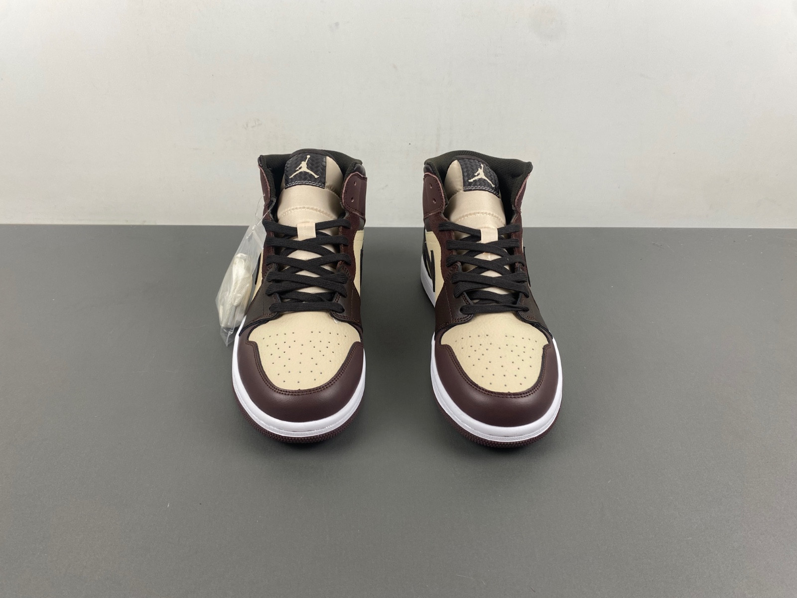 Air Jordan 1 Mid SE Paris YMCA FZ4359-200