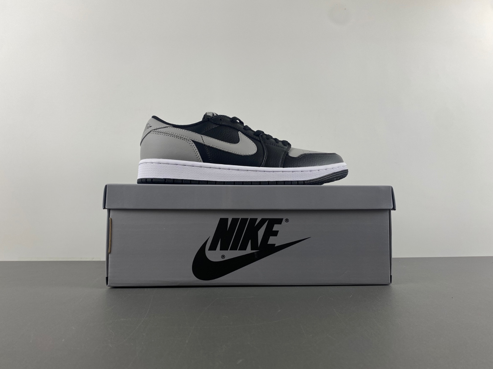 Air Jordan 1 Low OG “Shadow” CZ0790-003