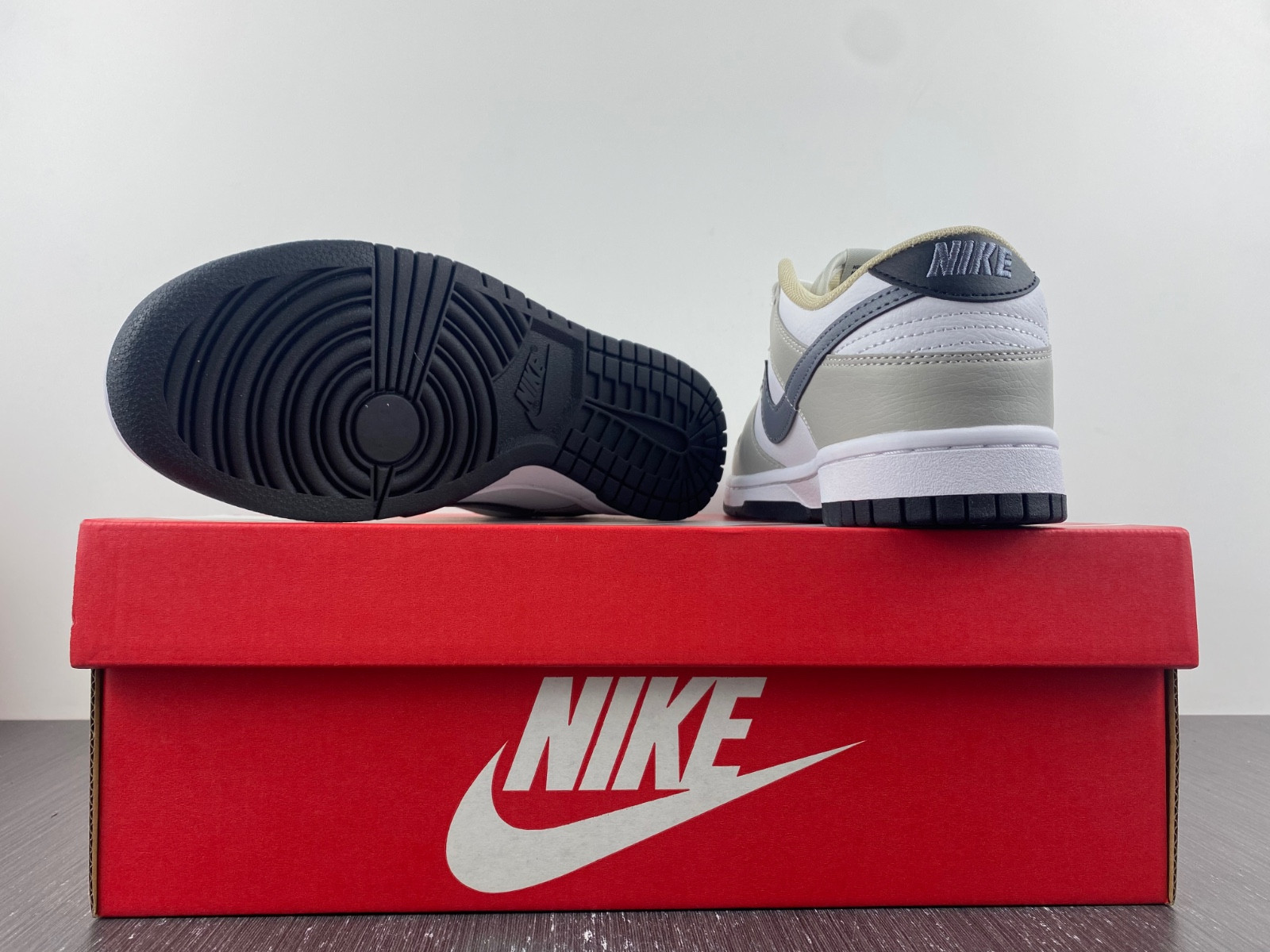 Nike Dunk Low "Stencil Swh" FD0661-100