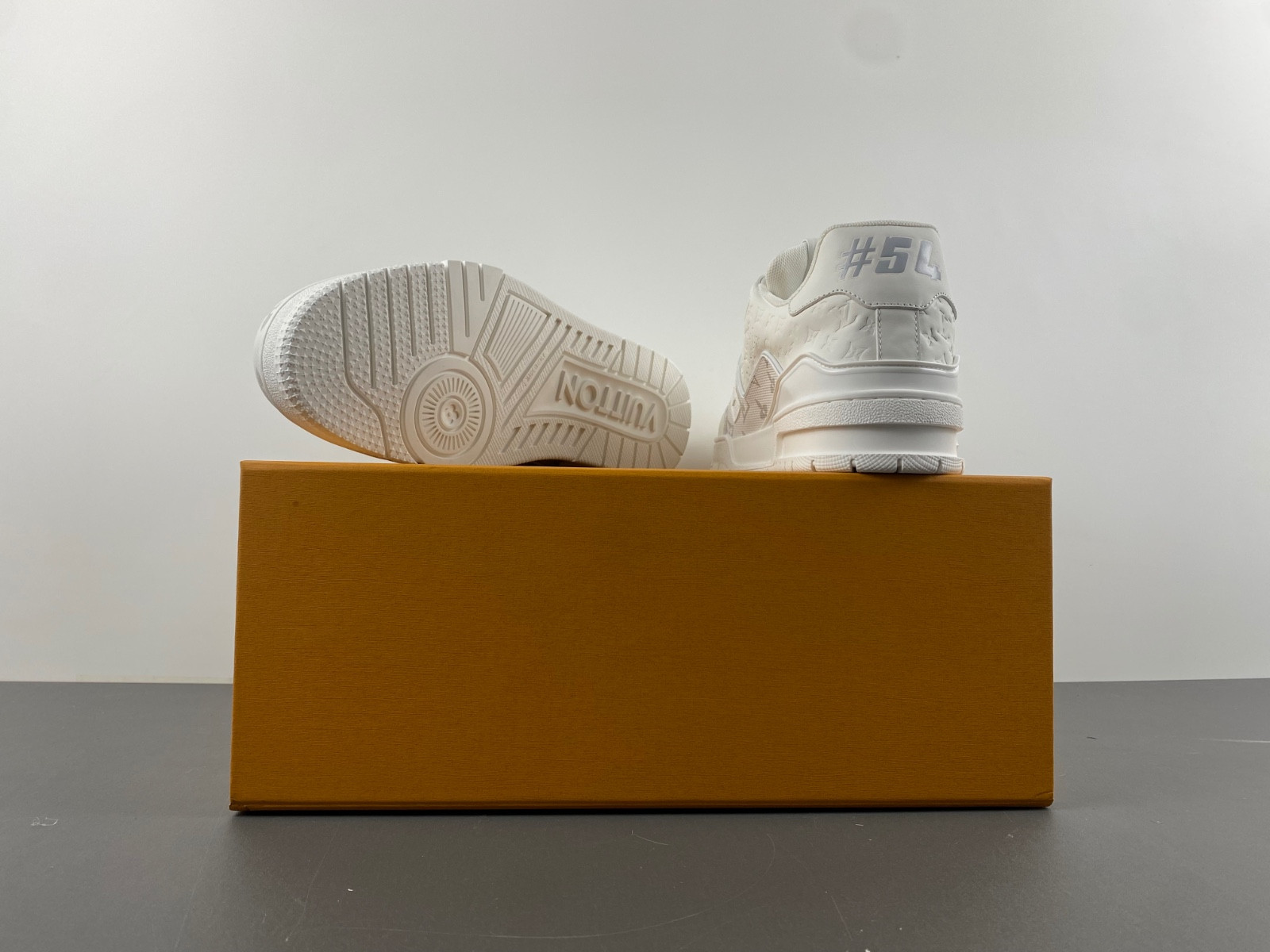 LVT SNEAKERS