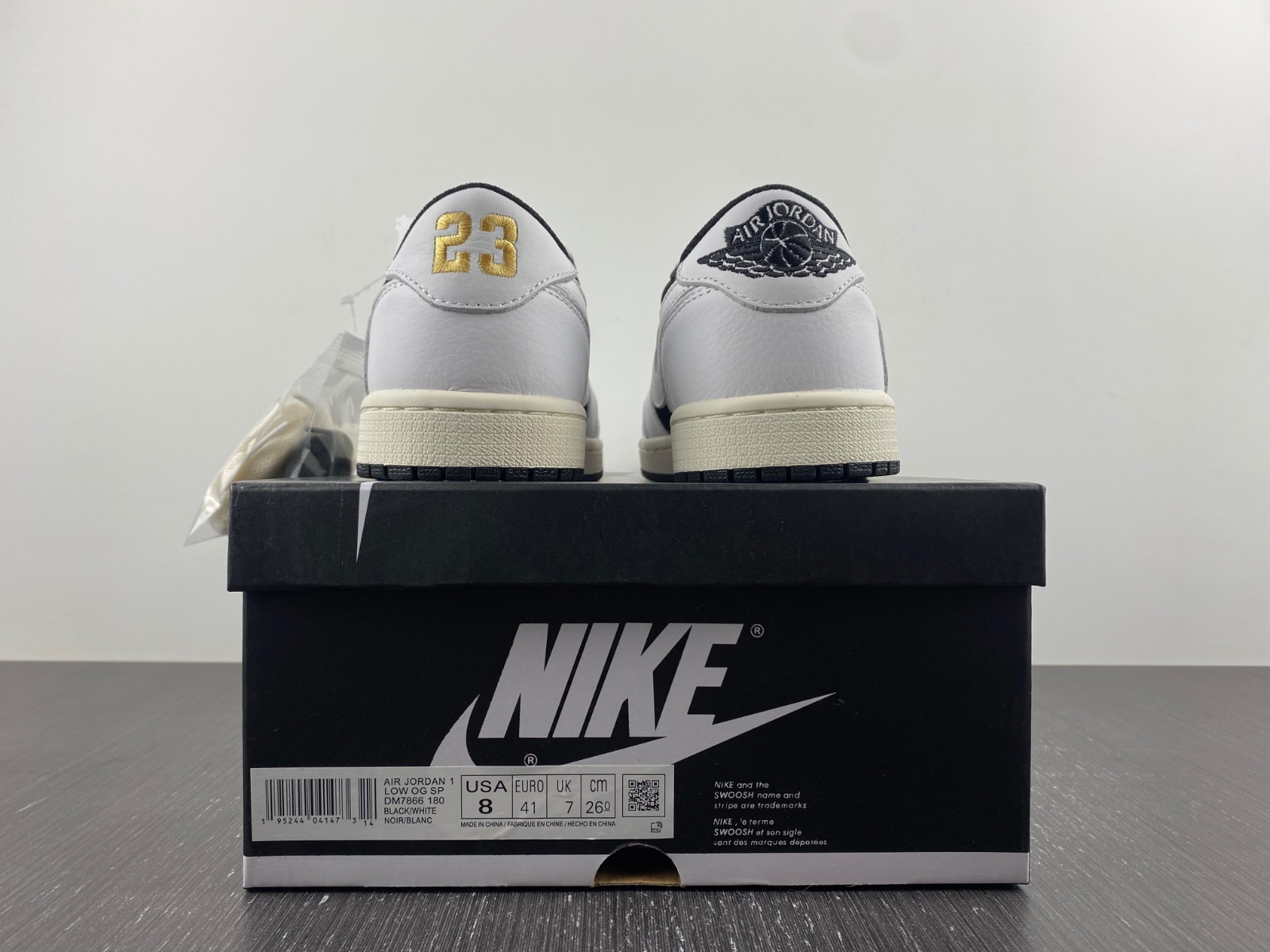 Travis Scott x Air Jordan 1 Low OG