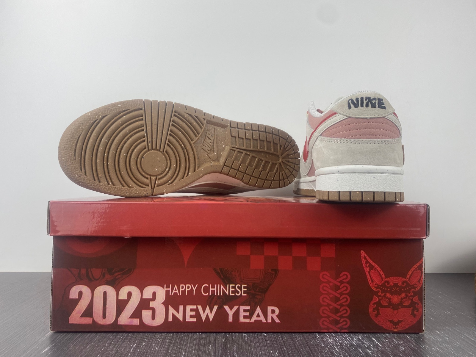 Nike Dunk Low SE DO9457-110