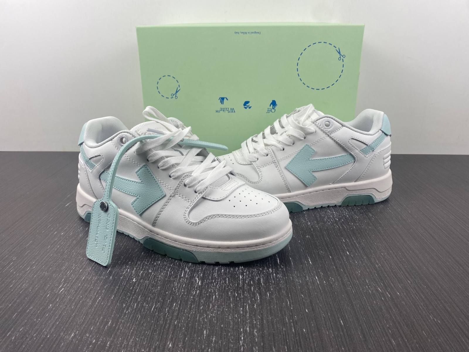 OF™ C/O VIRGIL ABLOH OUT OF OFFICE LOW-TOP LEATHER SNEAKERS ‘OOO“