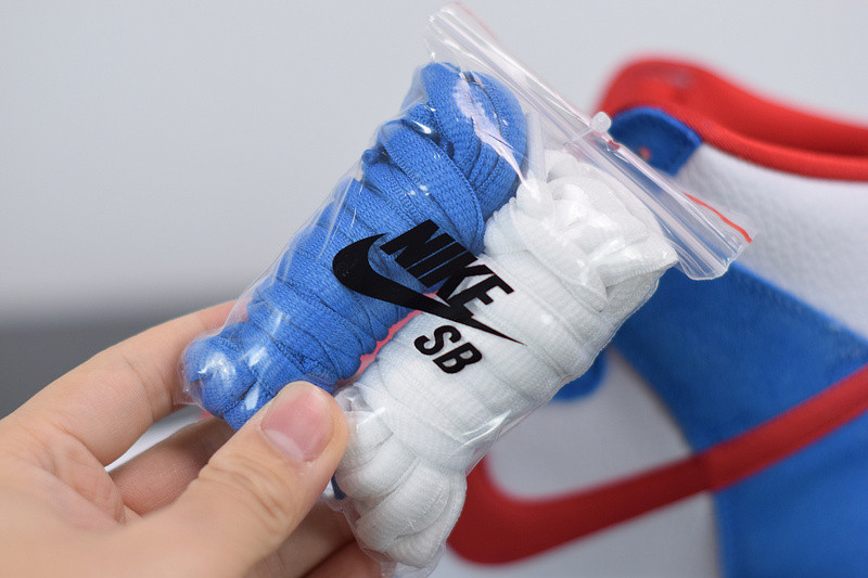 NIKE SB DUNK HIGH "DOREAMON" CI2692-400