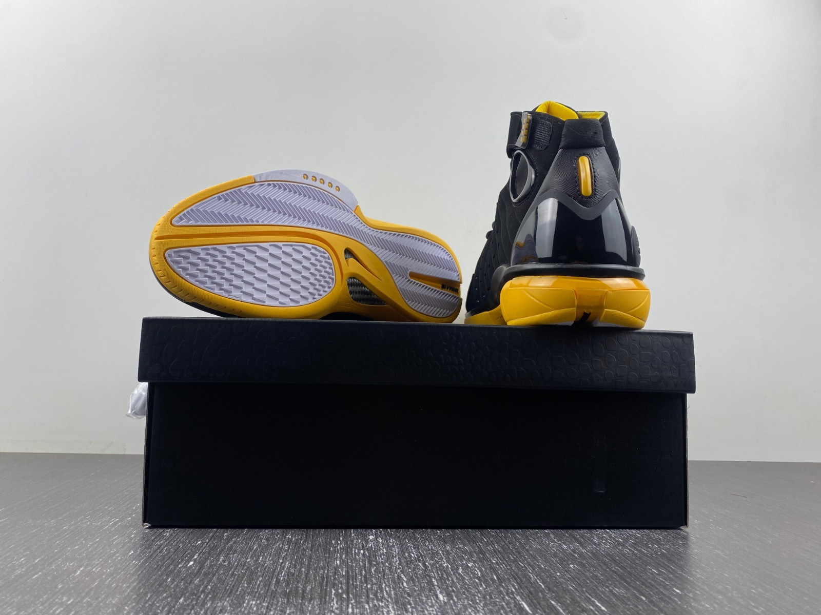 Nike Air Zoom Huarache 2K4