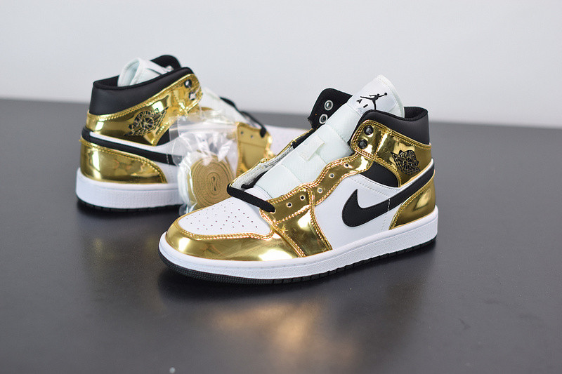 AIR JORDAN 1 MID 554727-156