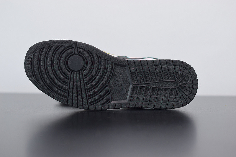 AIR JORDAN 1 MID 554727-156