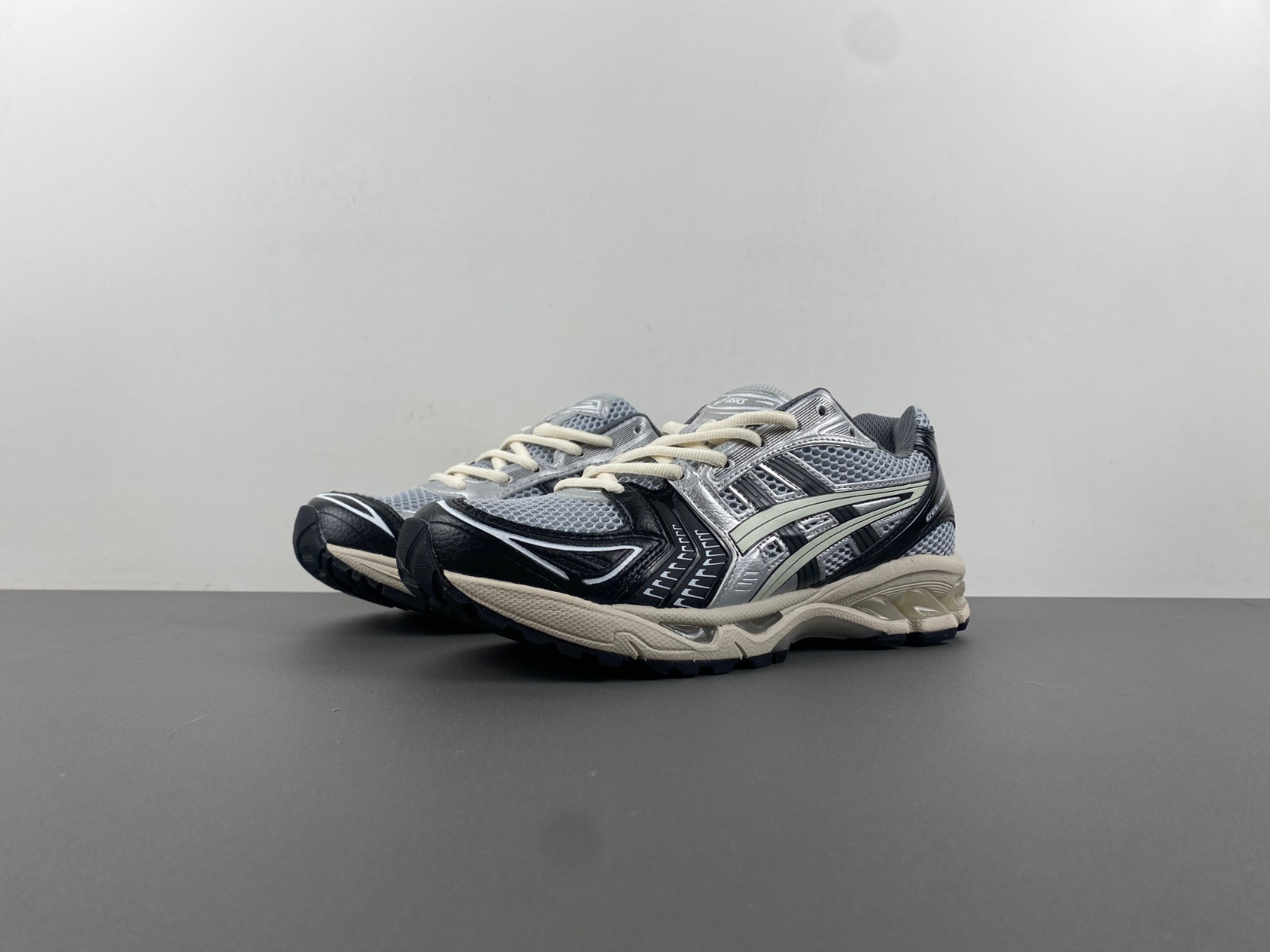 ASICS Gel Kayano 14