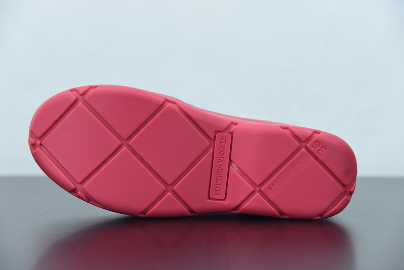 BOTTEGA VENETA SNEAKER