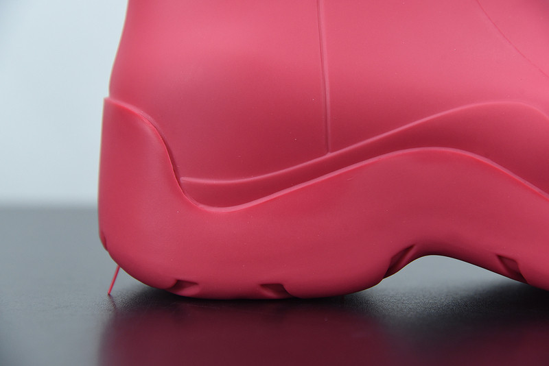 BOTTEGA VENETA SNEAKER