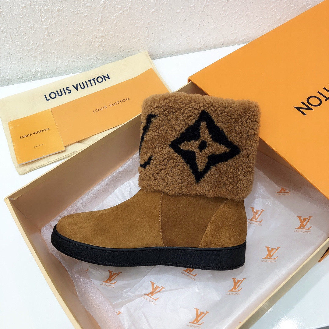 LVT BOOTS