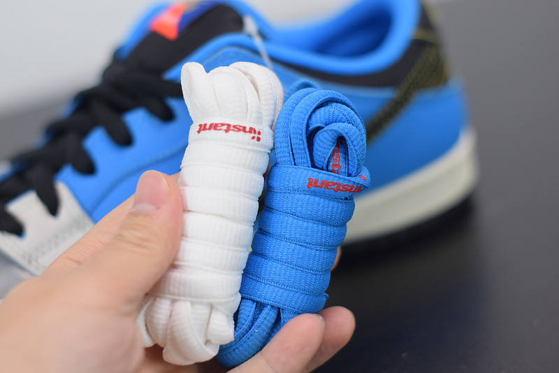 INSTANT SKATEBOARD X NIKE DUNK SB LOW CZ5128-400